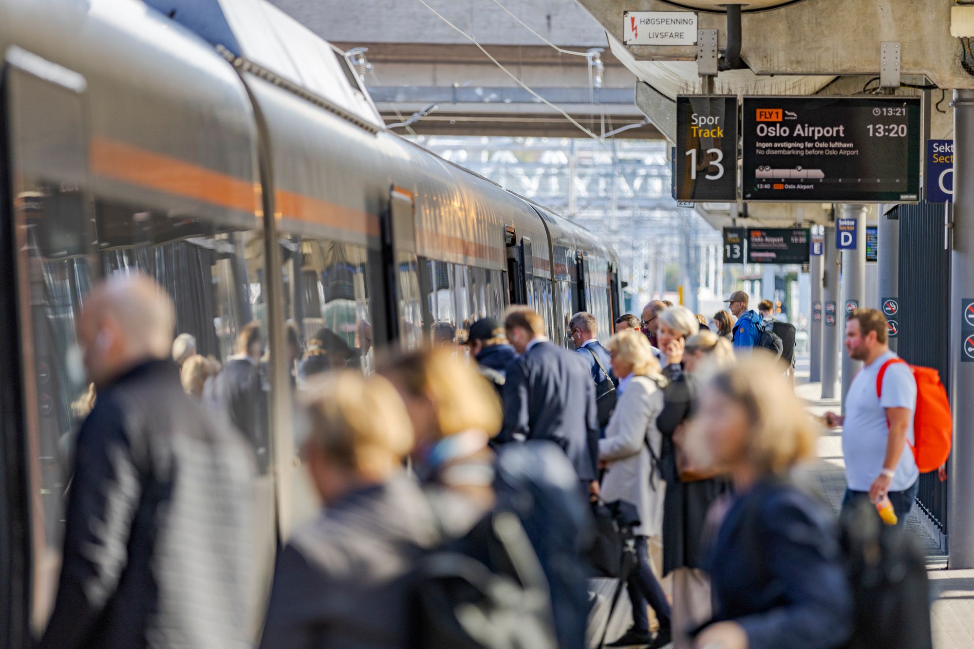 Fra 2028 skal Flytoget og Vy integreres til ett togtilbud.