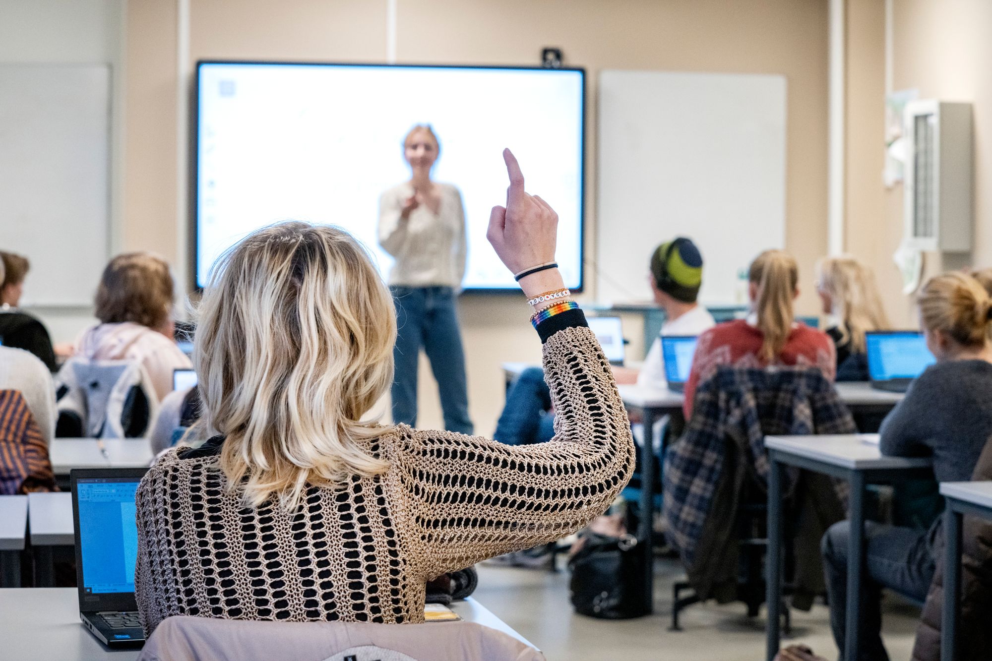 Sagene Data hadde 11 ansatte som skulle betjene 90.000 brukere i skolene i hovedstaden da selskapet vant kontrakten verdt 50 millioner kroner med Oslo kommune. Den lokale IT-leverandøren planla å oppbemanne slik at de totalt hadde 23 ressurser tilgjengelig for elevene og lærerne ved de nær 190 skolene i Oslo om noe gikk skeis. 