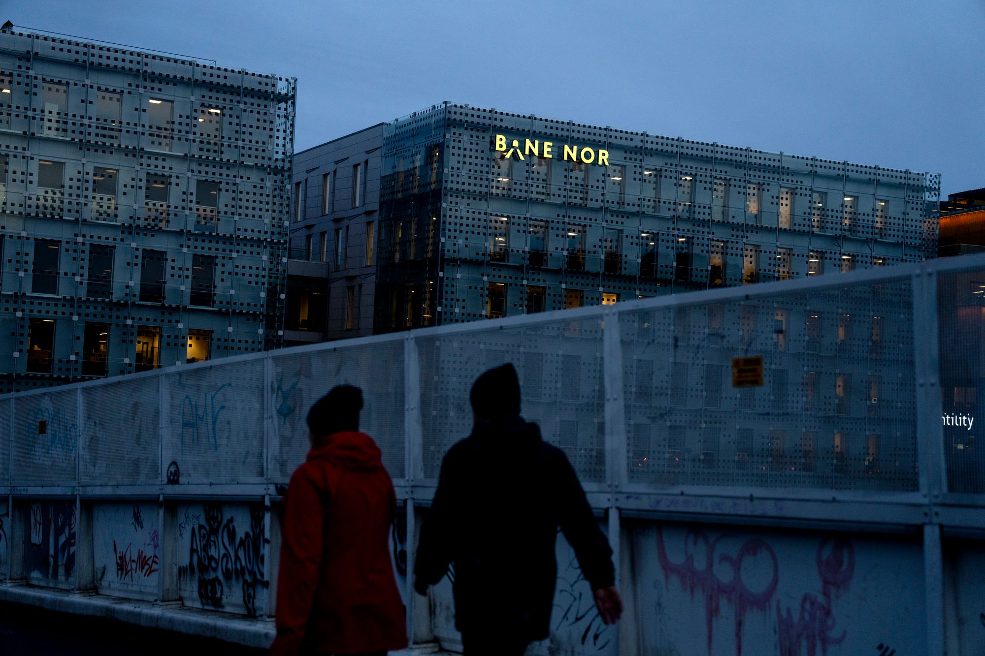 Risikoen er høy for økte kostnader og forsinkelser etter at et myndighetsvedtak fører til at Bane Nor må rydde opp blant ukvalifiserte fagfolk.