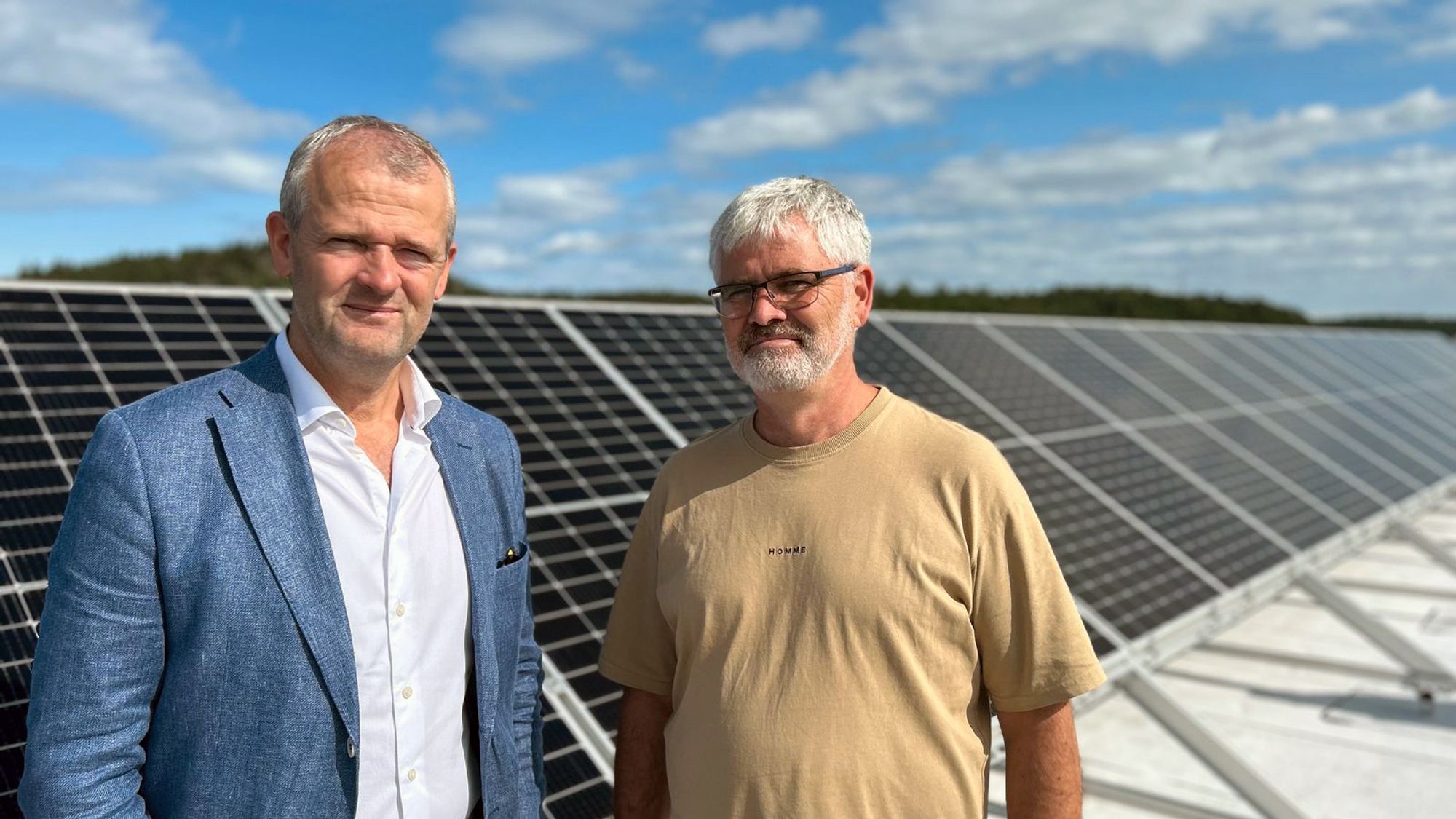 Investor Sondre Lindgren (til venstre) og energikonsulent Stig O. Valen har fått energiregnskapet på Langrønningen Handelspark til å gå i pluss.