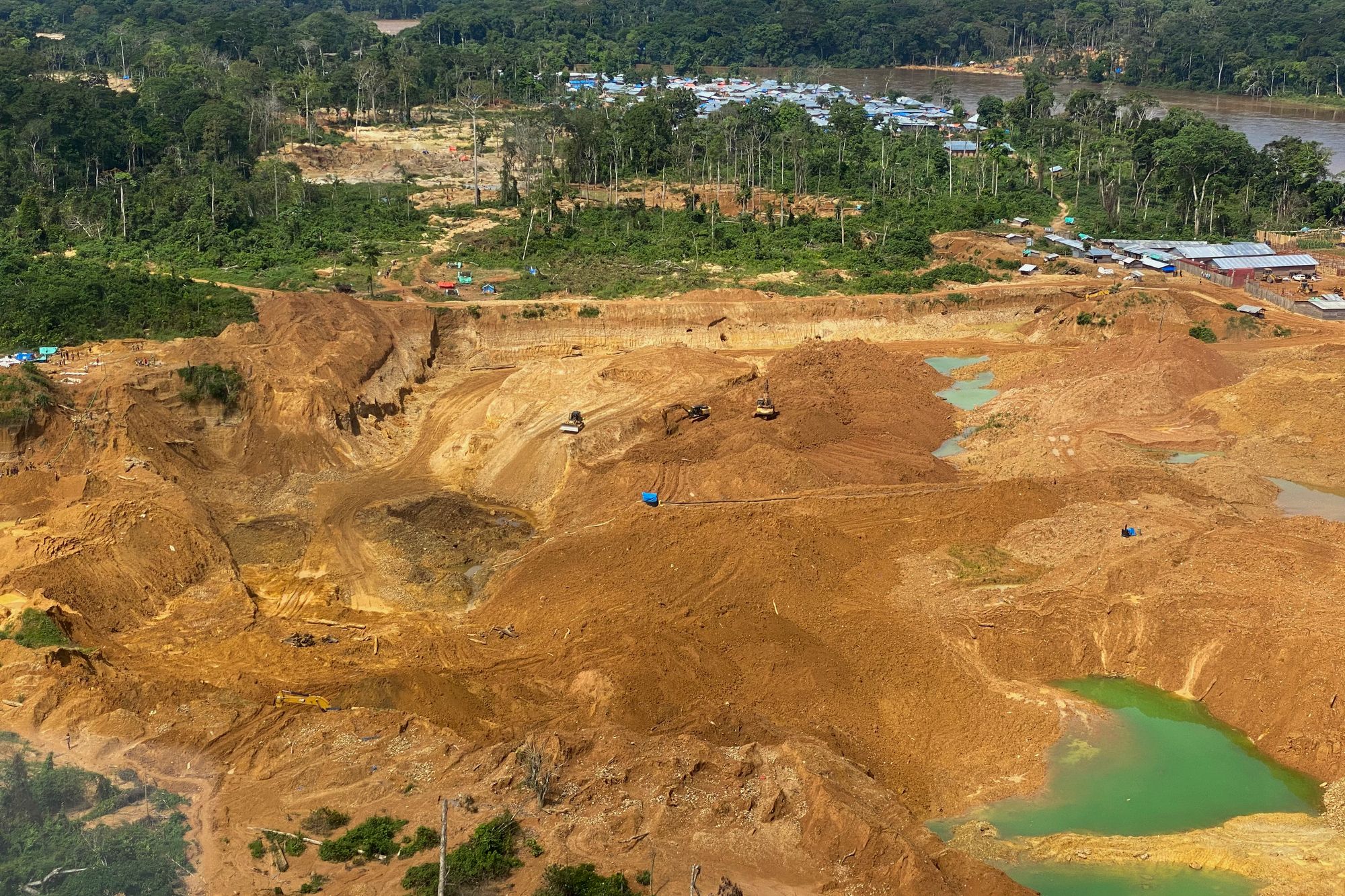 Avskogingen nær Muchacha-gruvene som ligger i nærheten av Okapi Wildlife Reserve i Kongo er synlig på dette bildet fra september 2022.