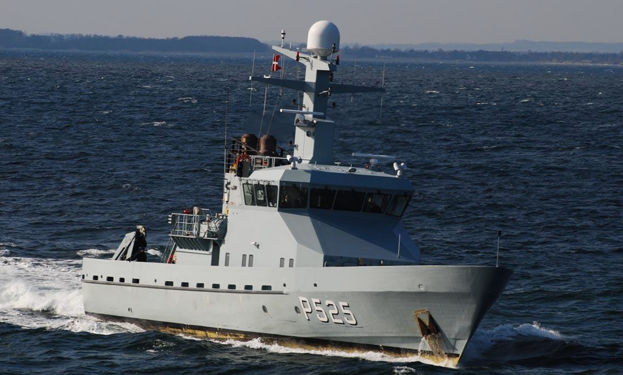 Danskene skal investere tungt i sjøforsvaret. Bildet viser patruljefartøyet P525 Rota.