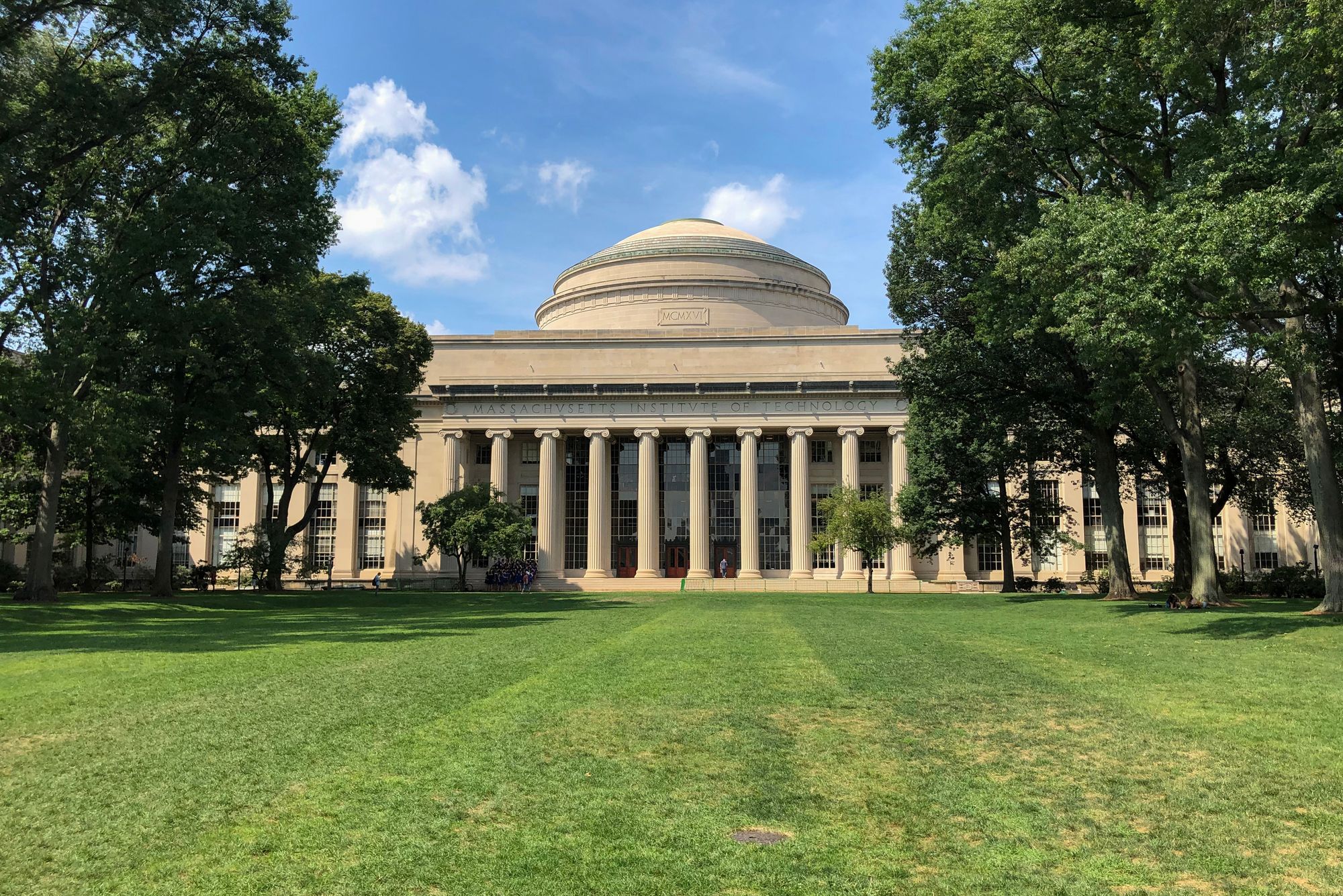 Massachusetts Institute of Technology (MIT) i Boston er blant eliteinstitusjonene i USA. Mange amerikanske forskere vurderer å flytte utenslands.