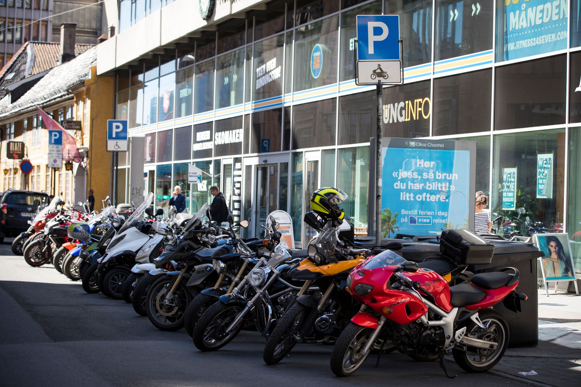 En undersøkelse fra Statens havarikommisjon avdekker en rekke feil og mangler i ulykker der ungdom med lette motorsykler er involvert.