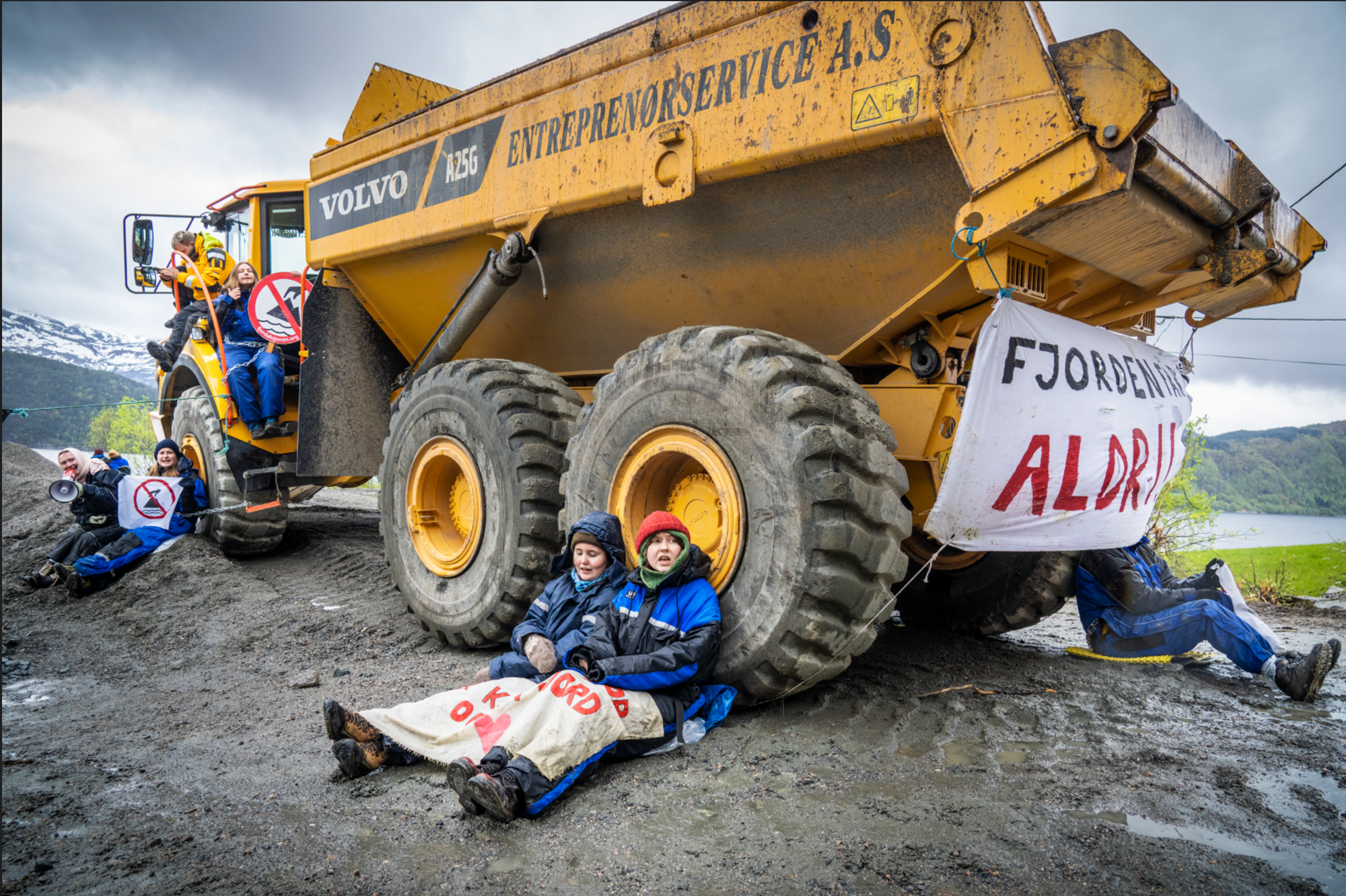 Førdefjorden har vært en kampsak for miljøorganisasjonene i mange år.