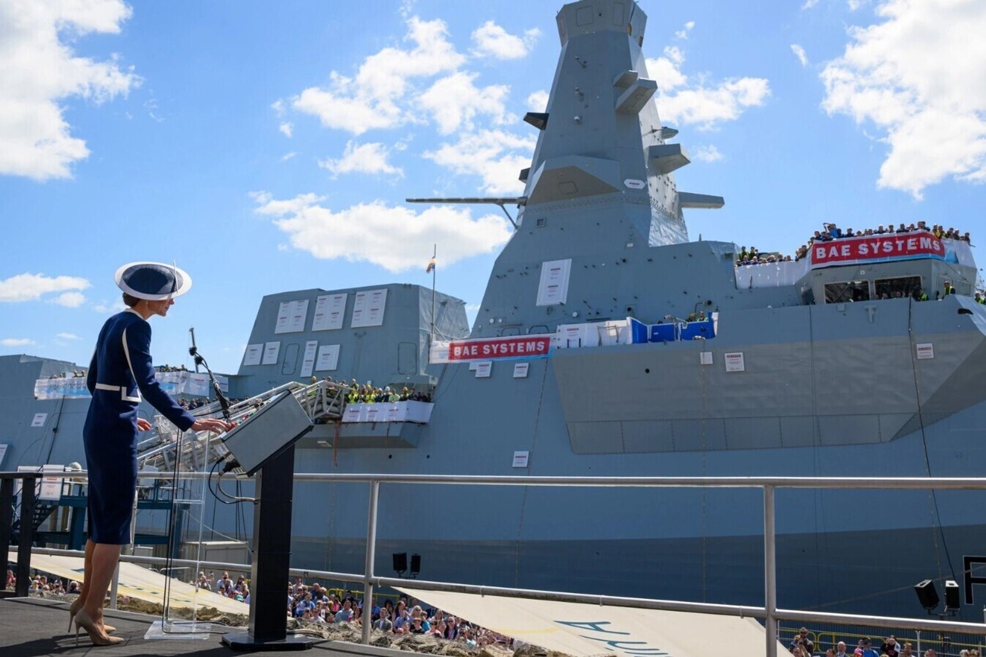 Den britiske kronprinsessen. Catherine, Princess of Wales, holder en tale under skipsdåpen til den britiske fregatten HMS Glasgow.