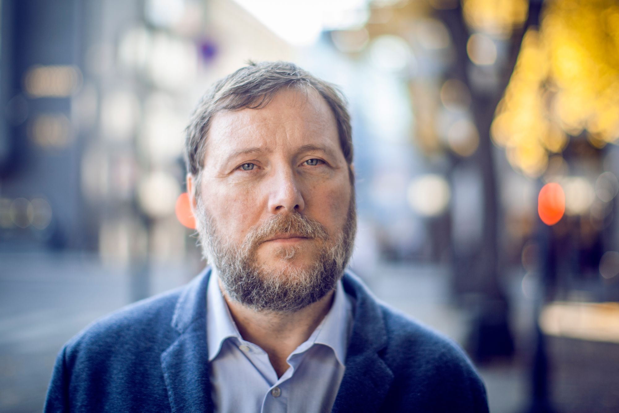 Politisk rådgiver Gerald Folkvord i Amnesty international Norge. De er blant flere ideelle organisasjoner som opplever økt risiko ved bruk av amerikanske skytjenster under Trumps presidentskap.