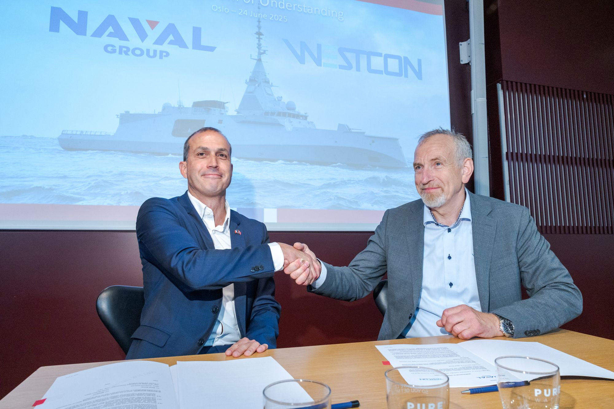 Øystein Matre i Westcon og Guillaume Weisrock, leder for salg og forretningsutvikling i Naval Group.
