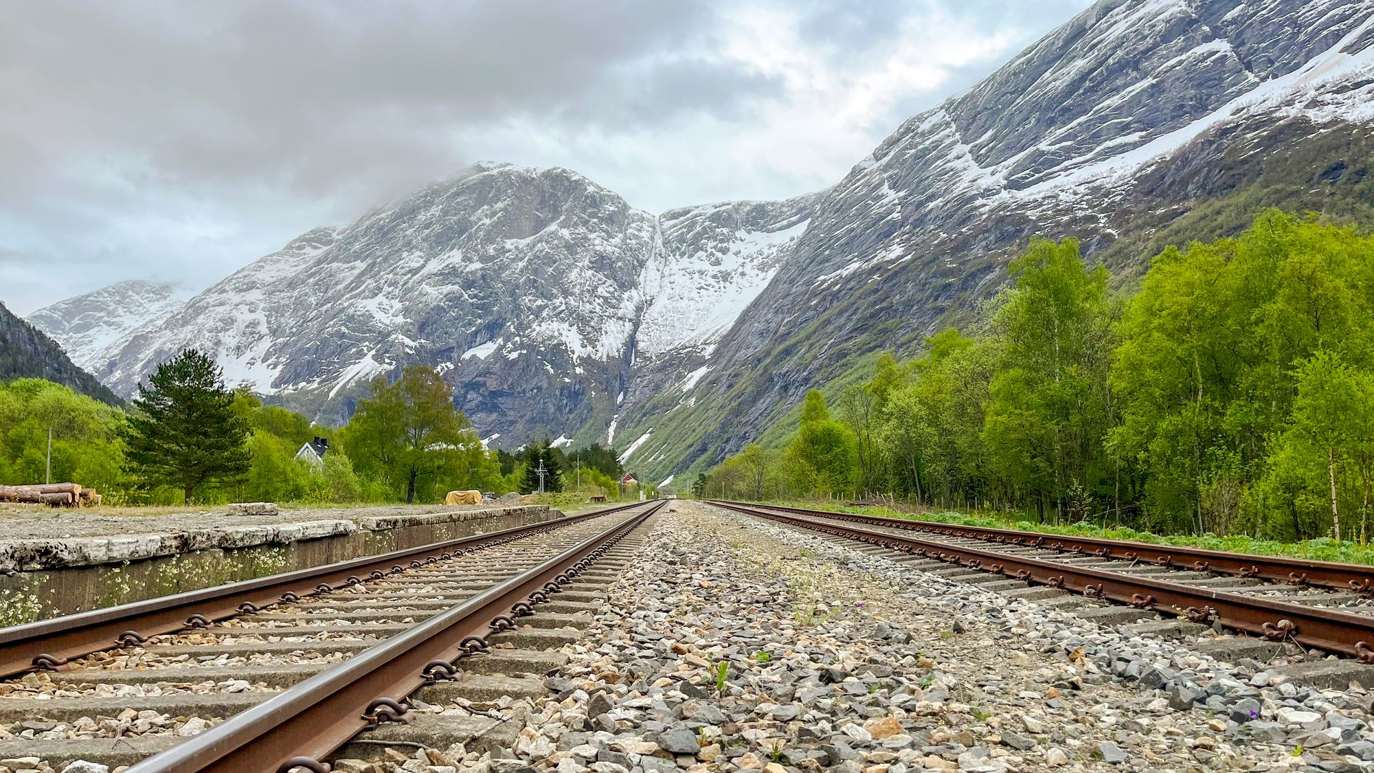 Den opprinnelige planen var å åpne Raumabanen igjen 1. september. Nå er åpningen utsatt til 1. oktober.