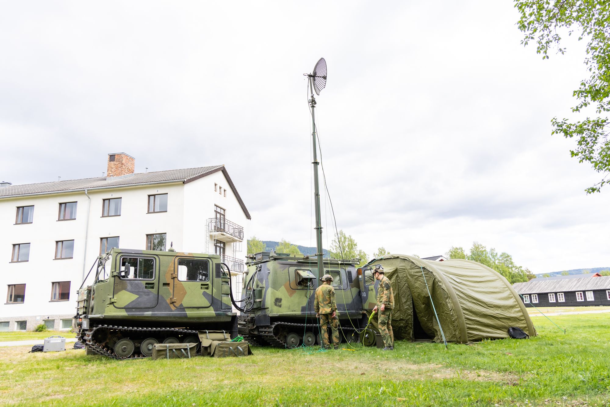 En av offiserene gjennomførte videreutdanning ved Cyberingeniørskolen på Jørstadmoen. Soldatene på bildet har ikke tilknytning til saken.