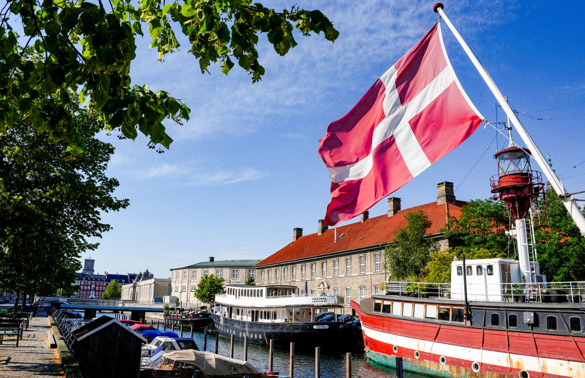 Danskene går glipp av vanvittige summer. Bildet er tatt ved en av Københavns kanaler.