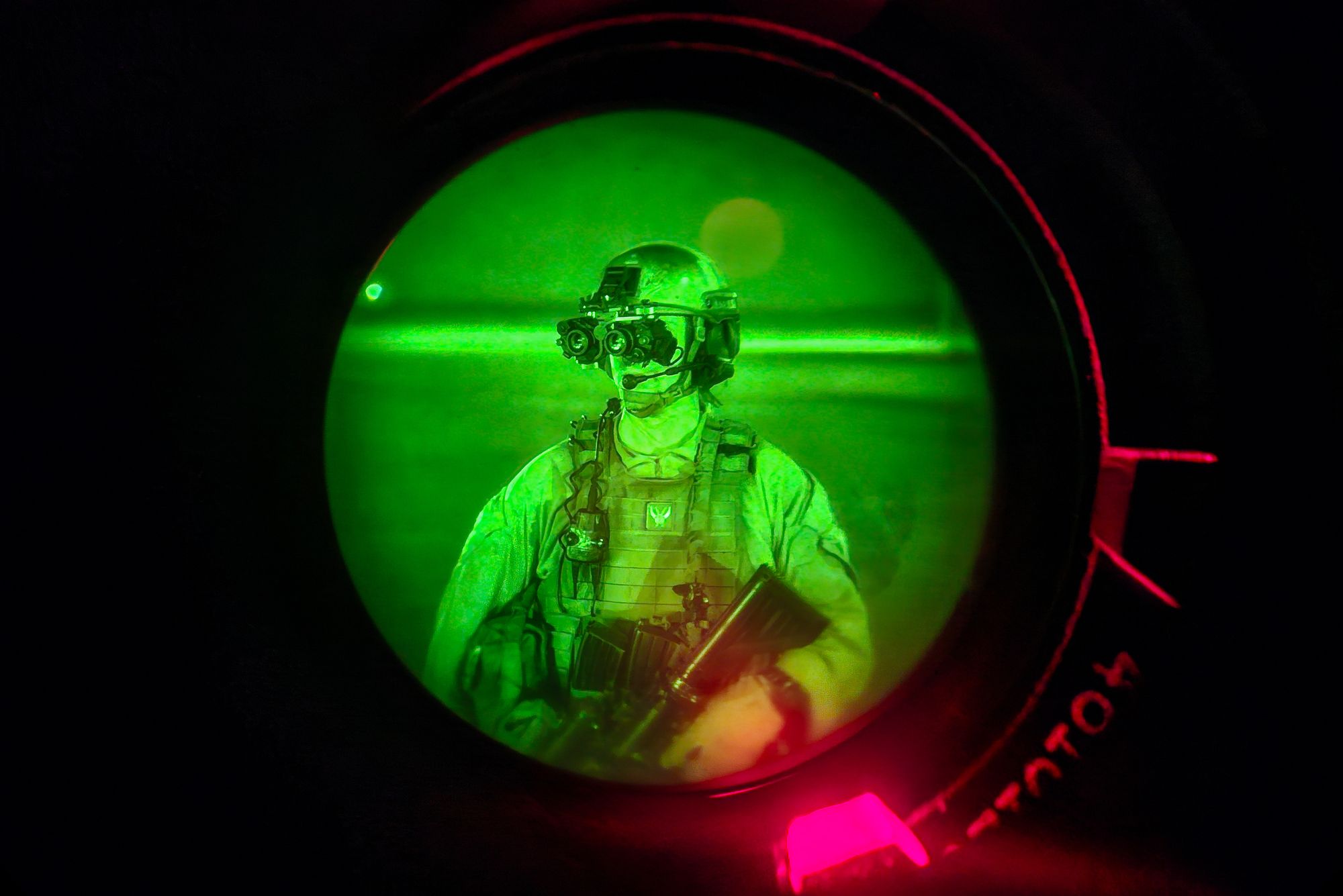 Forsvaret kjøpte opprinnelig amerikansk-utviklet nattoptikk, men teknologien havnet i det israelske Elbit-konsernet i 2019.