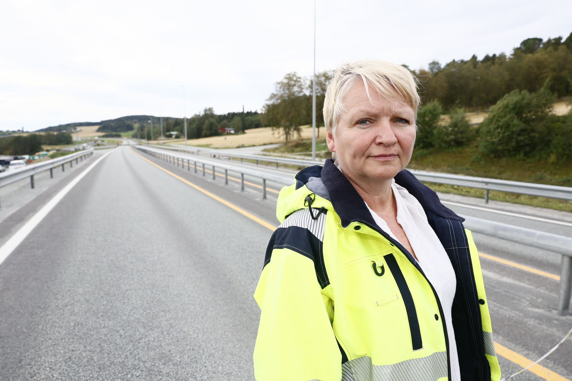 – Dette er krevende beslutninger for oss alle, men også helt nødvendige, sier konserndirektør Bettina Sandvin i Bane Nor Utbygging i en pressemelding.