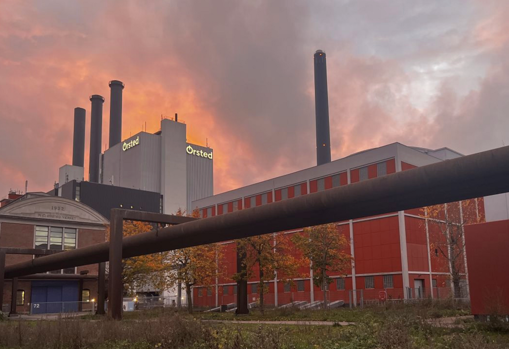 H.C. Ørstedværket i København fyrer med gass for å produsere fjernvarme og elektrisitet.
