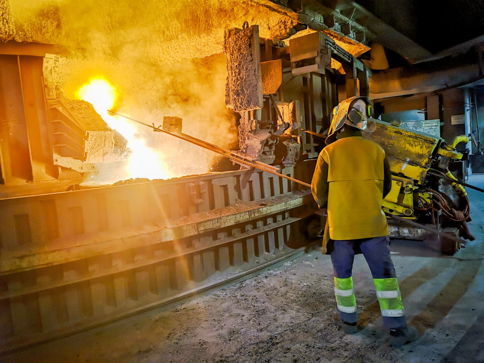 Aktører i stålindustrien, som Elkems ferrosilisiumverk i Mo i Rana, kan rammes av toll til EU. EU importerer nær halvparten av sitt stål og ferrolegeringer fra Norge og Island.