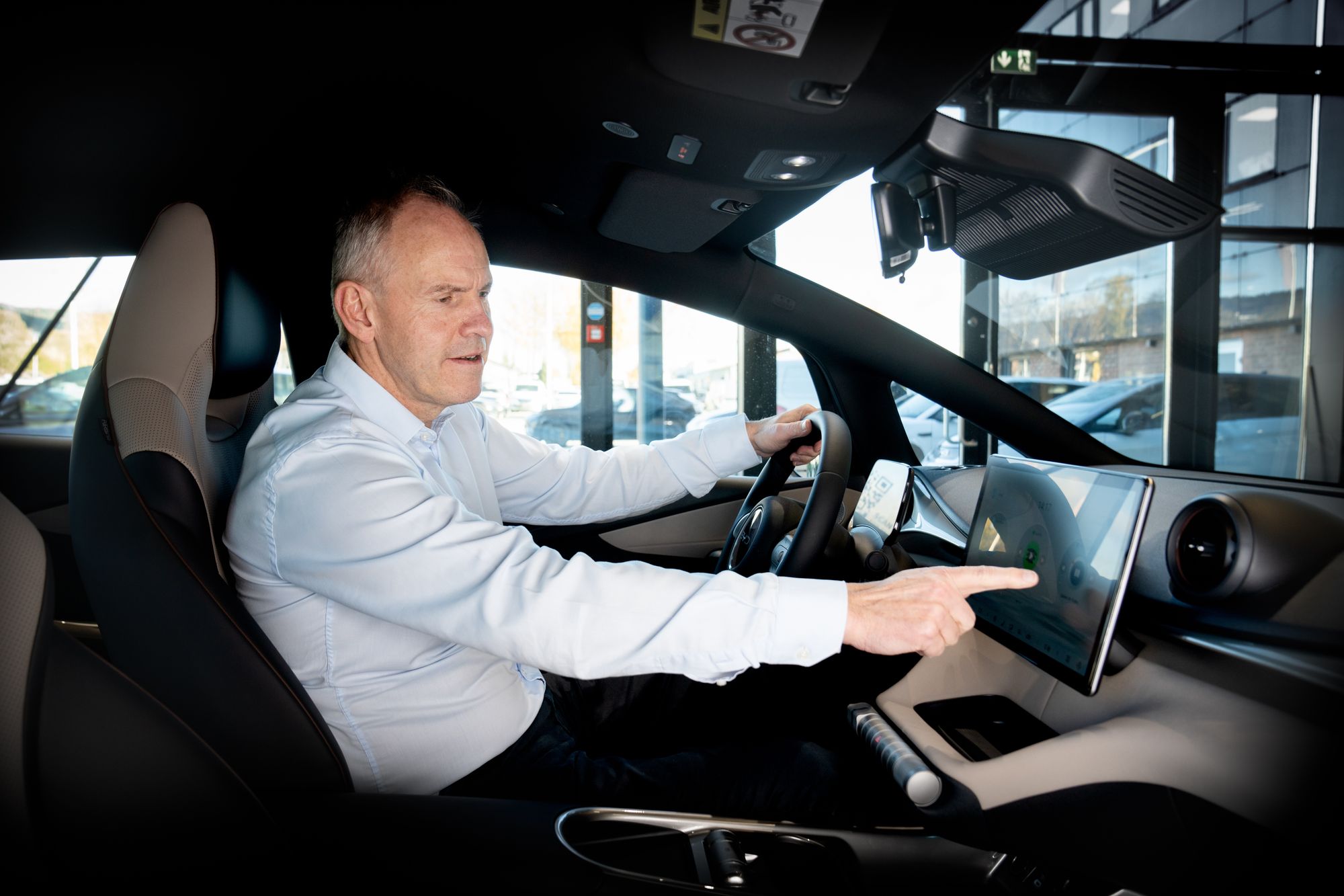 Frank Dunvold, som er direktør i bilimportøren RSA, tror høyere avgifter på elbiler vil gjøre nye bilmerker fra Kina mer attraktive i det norske markedet.