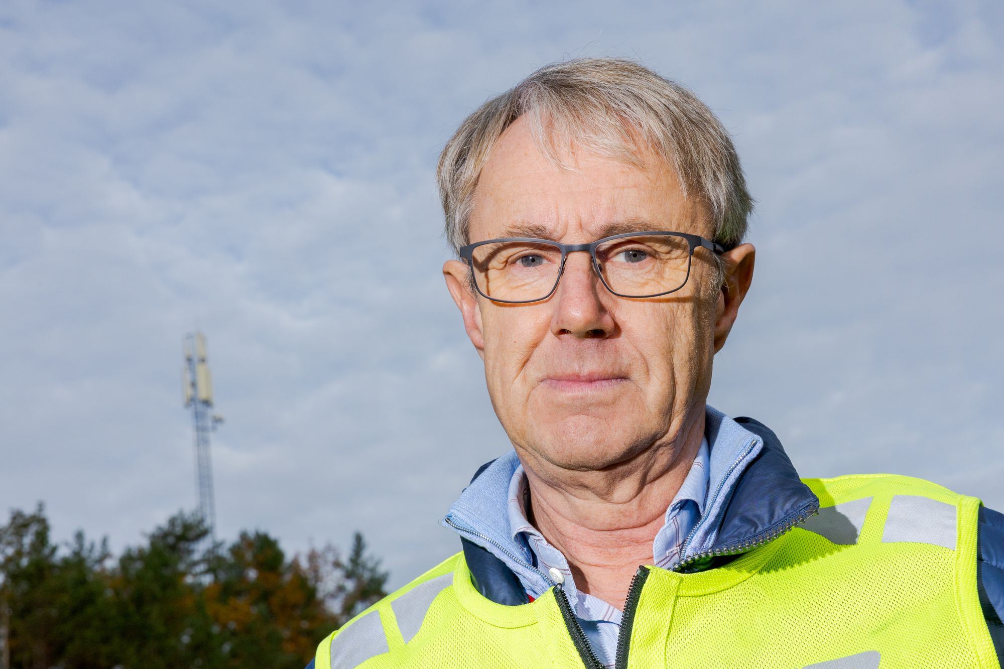 Flere plater har blåst ned rett ved denne lekeplassen i Bodø etter uværet lørdag formiddag.
