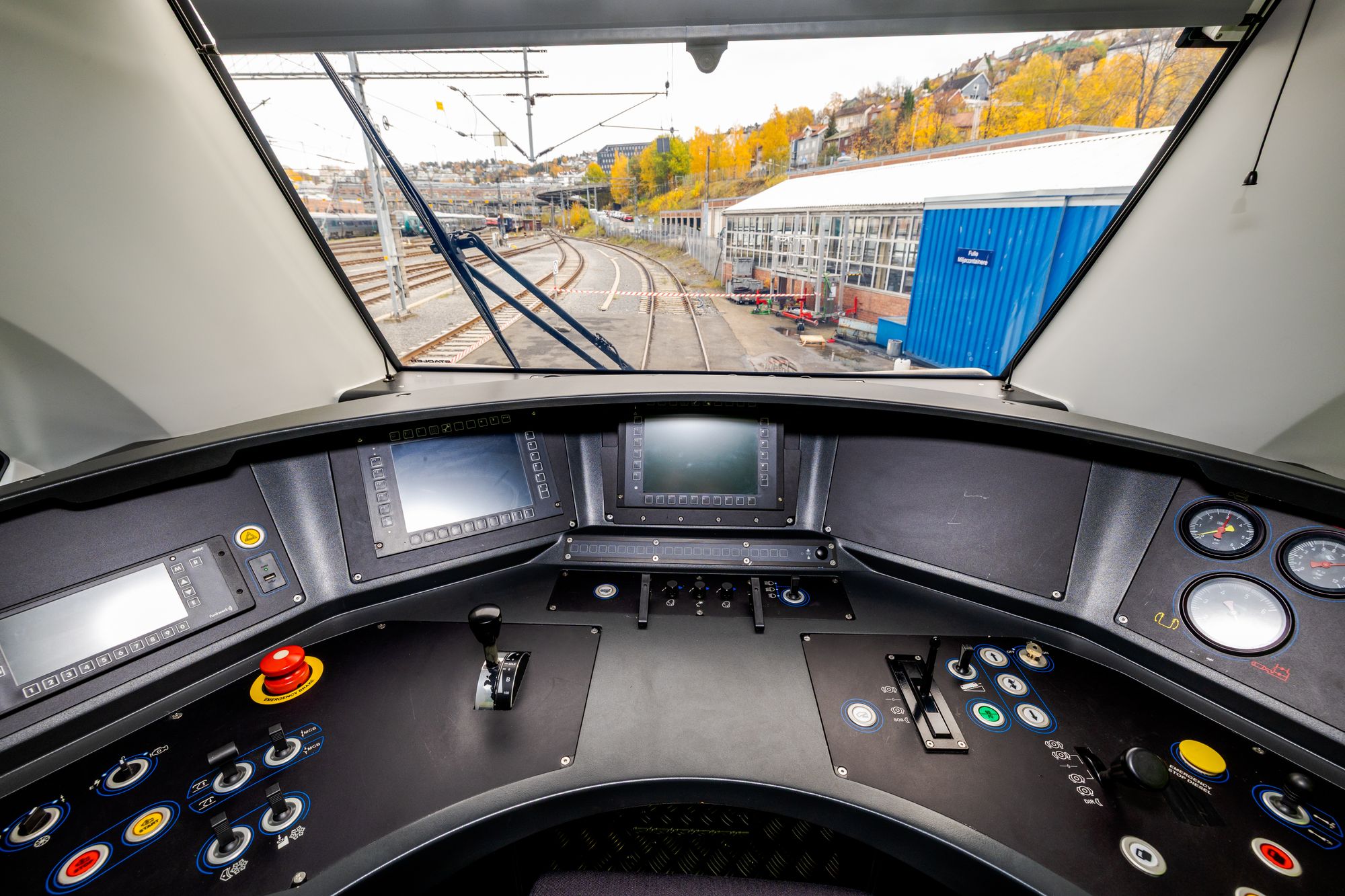Grenland Rail låner ut et lokomotiv som kan gå på både diesel og el til bruk på rasrammede Nordlandsbanen. 