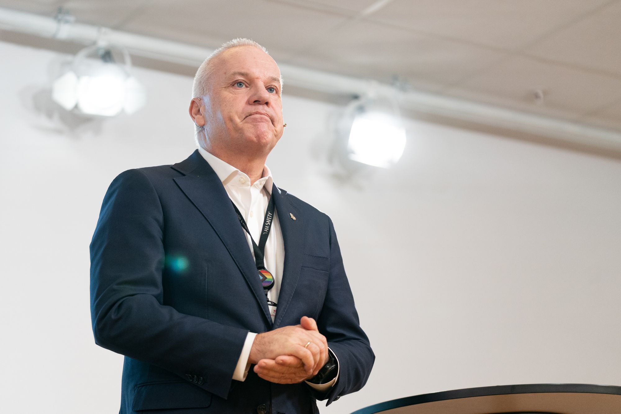 Equinor-sjef Anders Opedal kan ikke garantere for at det blir noen flere elektrifiseringsprosjekter på sokkelen. Det til tross for at verken selskapet eller bransjen som helhet ligger an til å nå klimamålene.