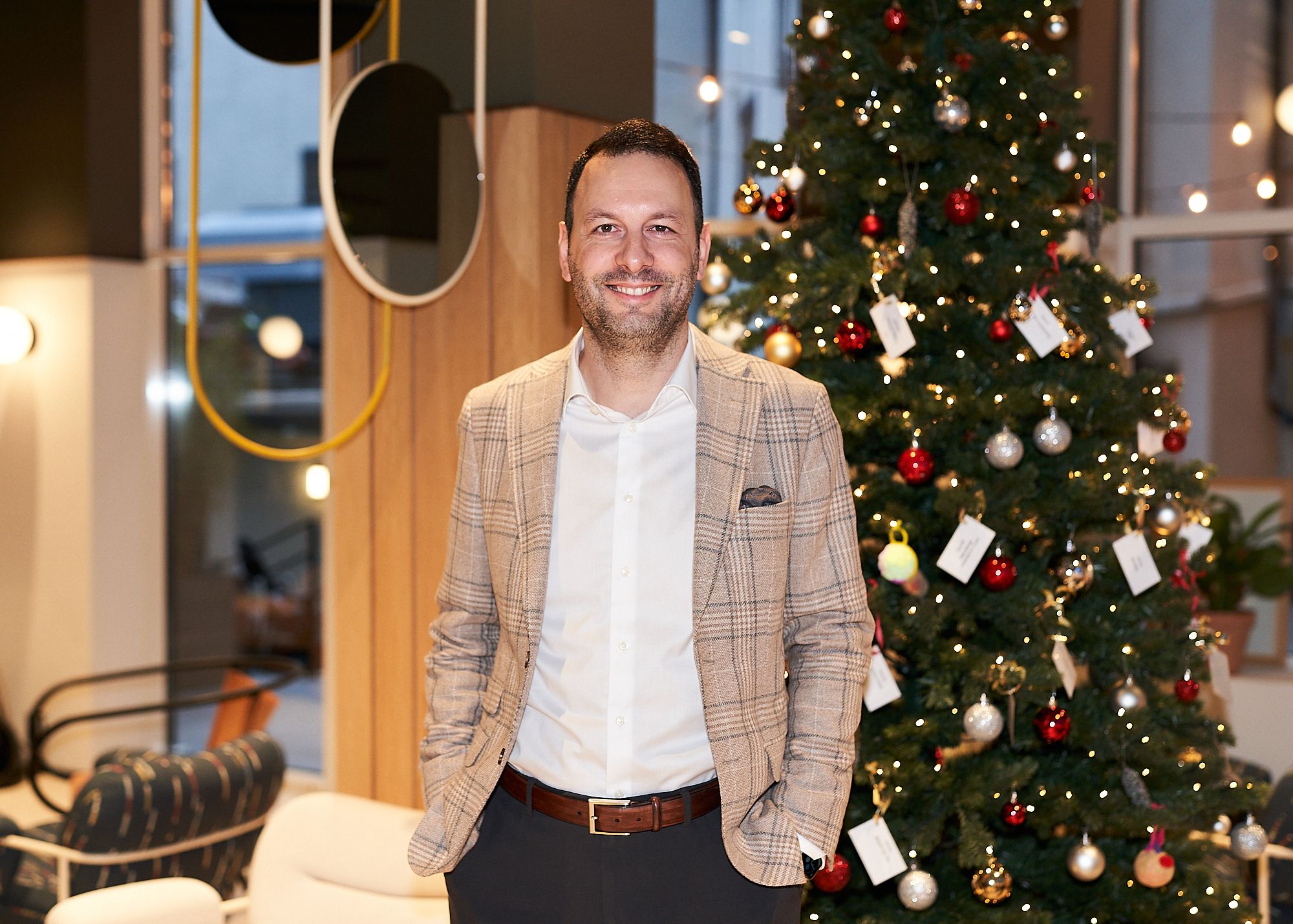 100 prosent kontroll over data er ikke mulig med dagens globale verdikjeder.Vi definerer derfor digital suverenitet som evnen til å velge grad av kontroll langs fire dimensjoner.