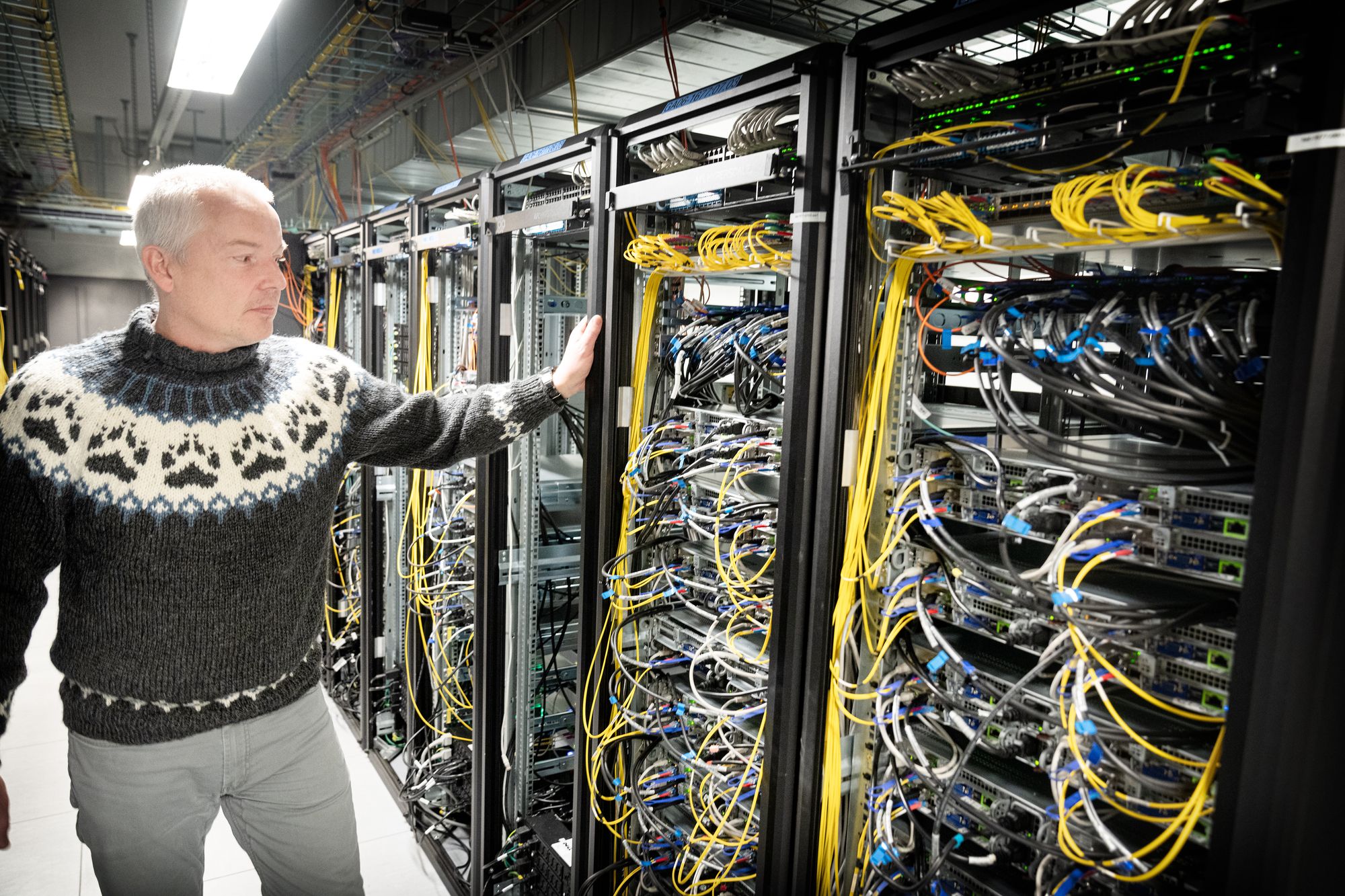 Gard Thomassen og resten av IT-avdelingen ved Universitetet i Oslo drifter rundt 550 fysiske servere. 