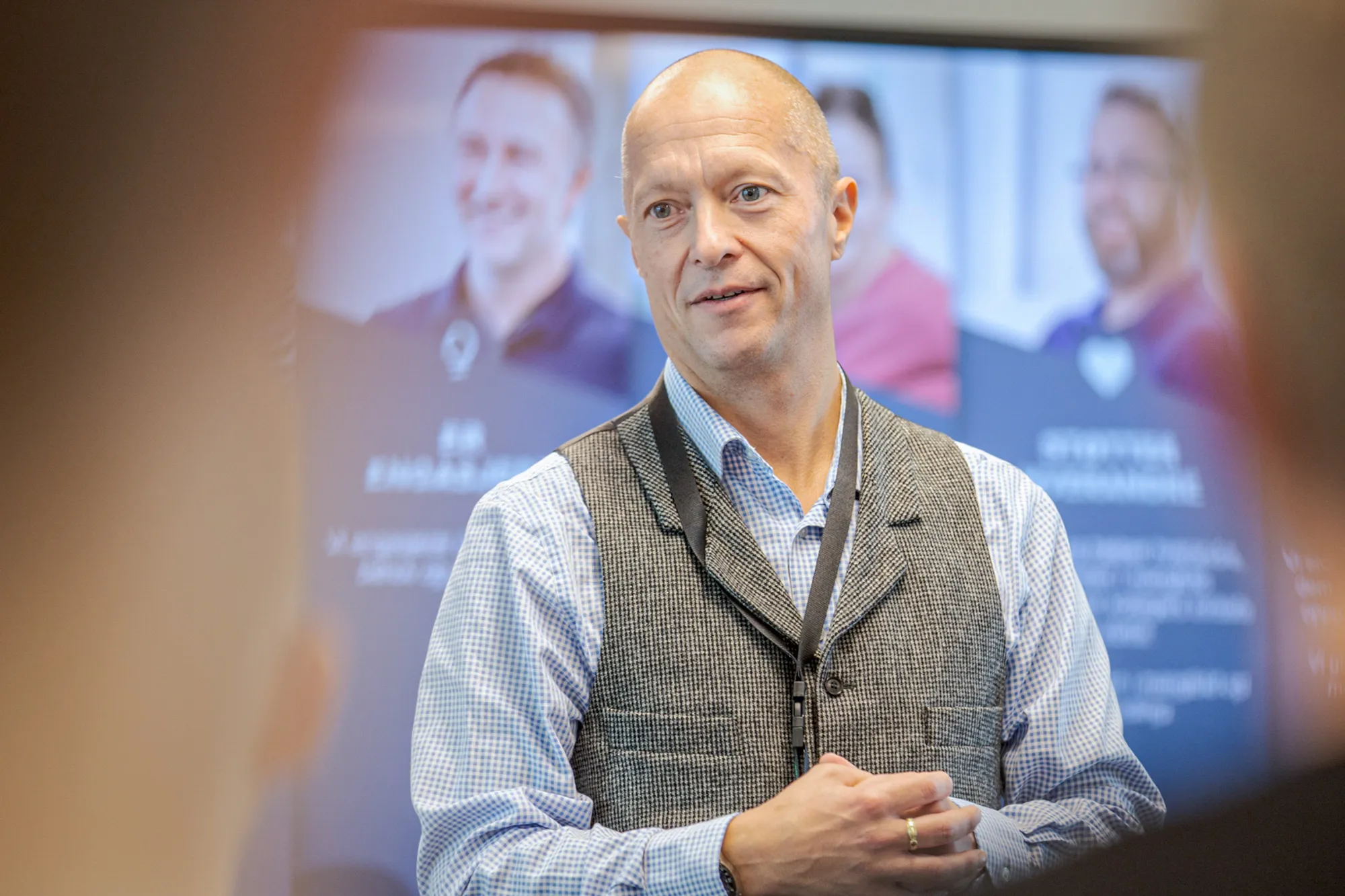 Toppsjef Johan Ronæs og de andre ansatte i Norsk Helsenett anskaffer på vegne av hele helsesesktoren.