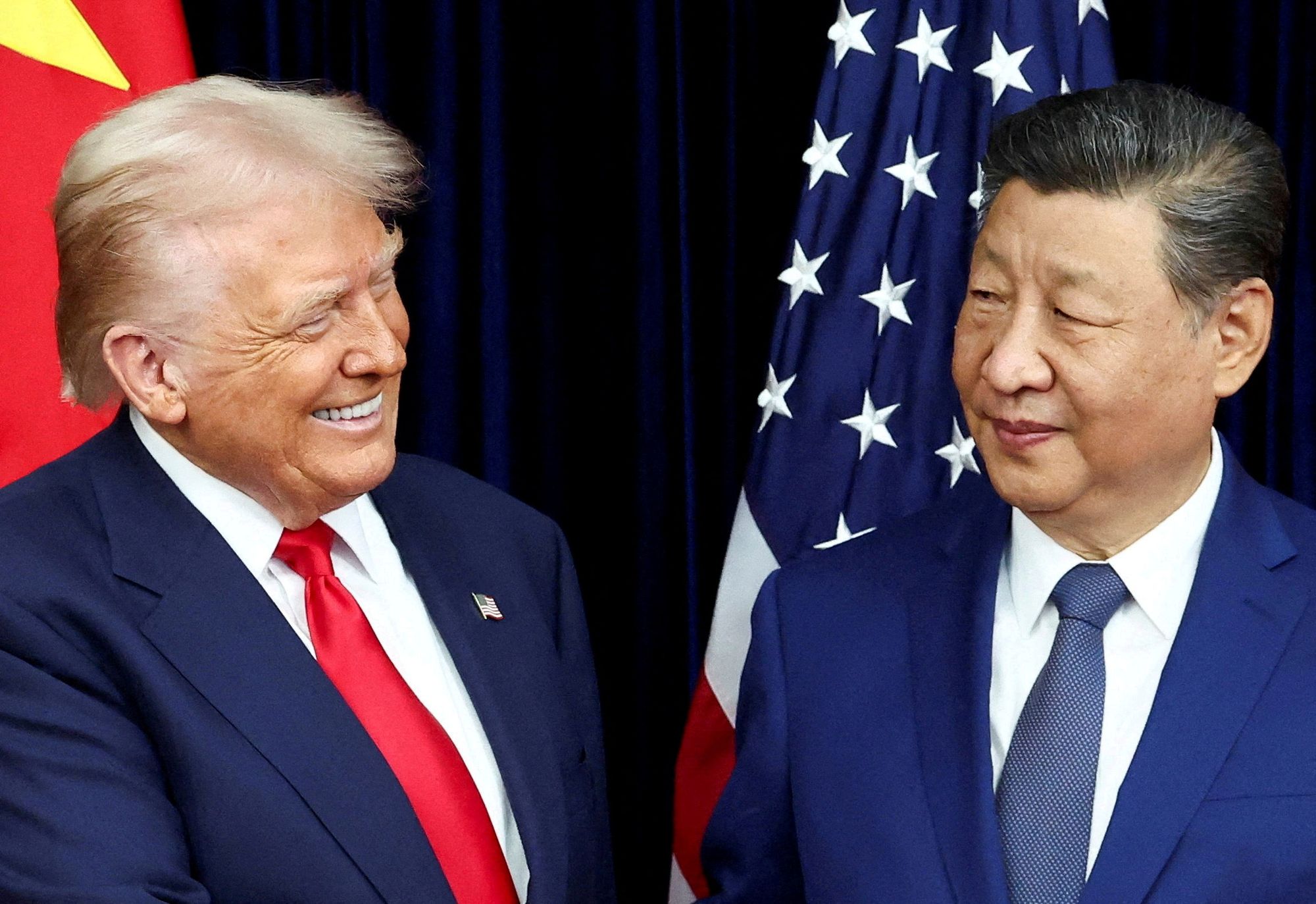 Økt kinesisk interesse for Arktis skaper gnisninger tross Donald Trumps brede smil i møte med Xi Jinping da den amerikanske og den kinesiske presidenten møttes i Sør-Korea i høst.