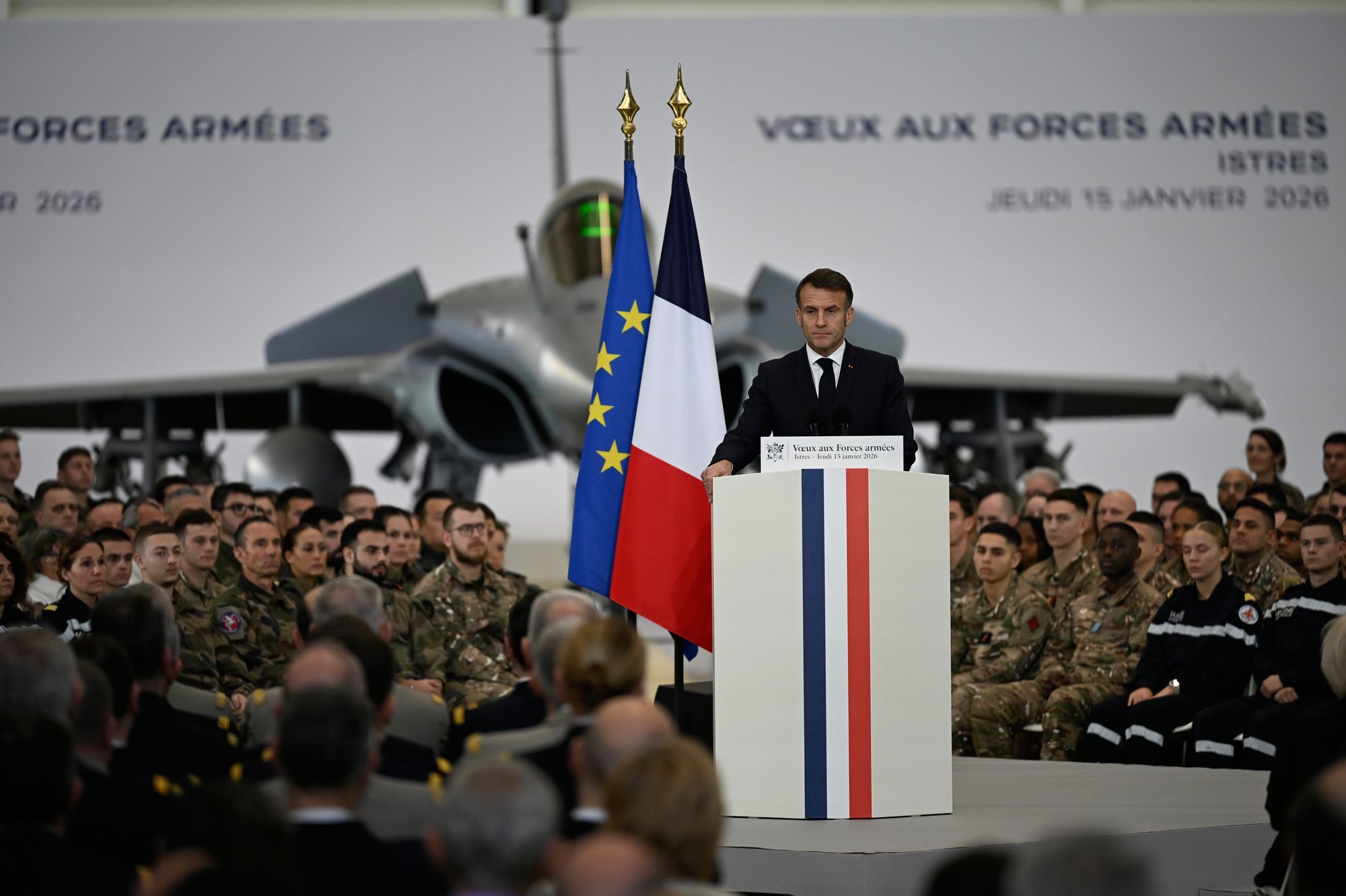 Frankrikes president, Emmanuel Macron, her under en tal ved Istres-flybasen i Sør-Frankrike 15. januar, melder mandag at landet vil øke antall atomvåpen, og inviterer til samarbeid med andre land i Europa.