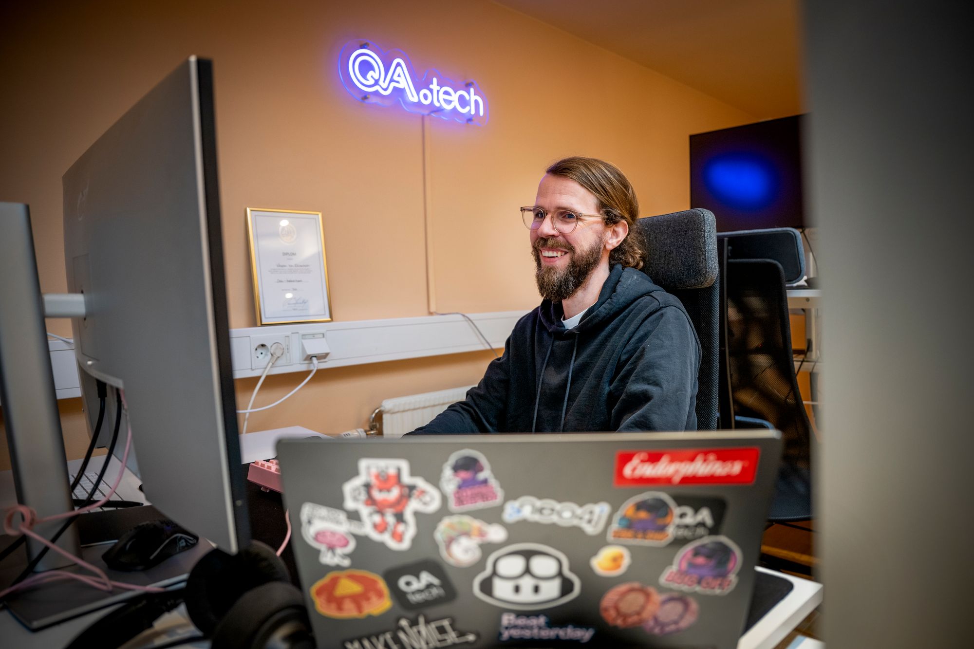 Anthropic-sjef Dario Amodei snakket entusiatisk om Claude Code på en utviklerkonferanse i mai 2025.