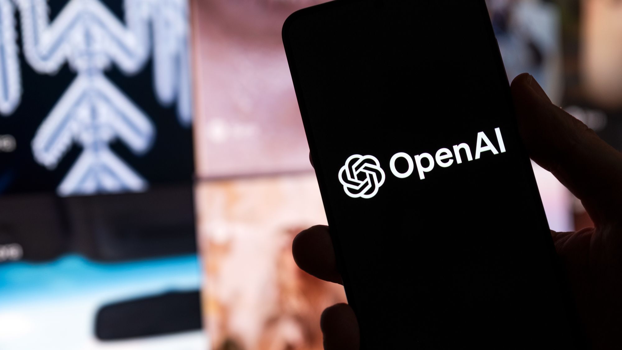 Språkmodellene kan lide på grunn av den massive økningen i KI-generert innholdet på nettet, mener Gartner.