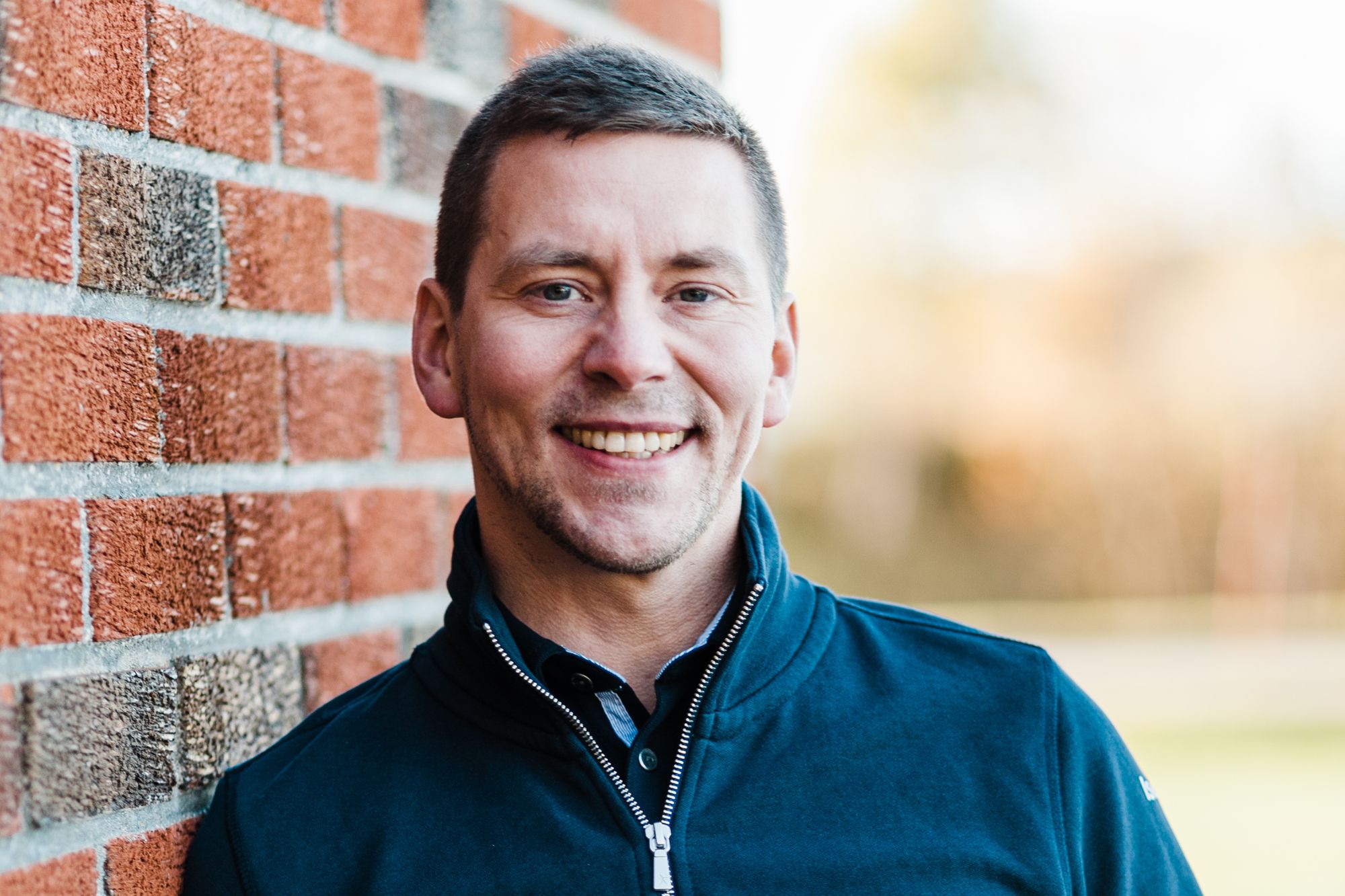 – Jeg synes det er riktig når vi ser endringer i markedet å også dele med folk at dette kan være et godt tidspunkt å bytte til norgespris, sier Tom Eirik Olsen i Ishavskraft.