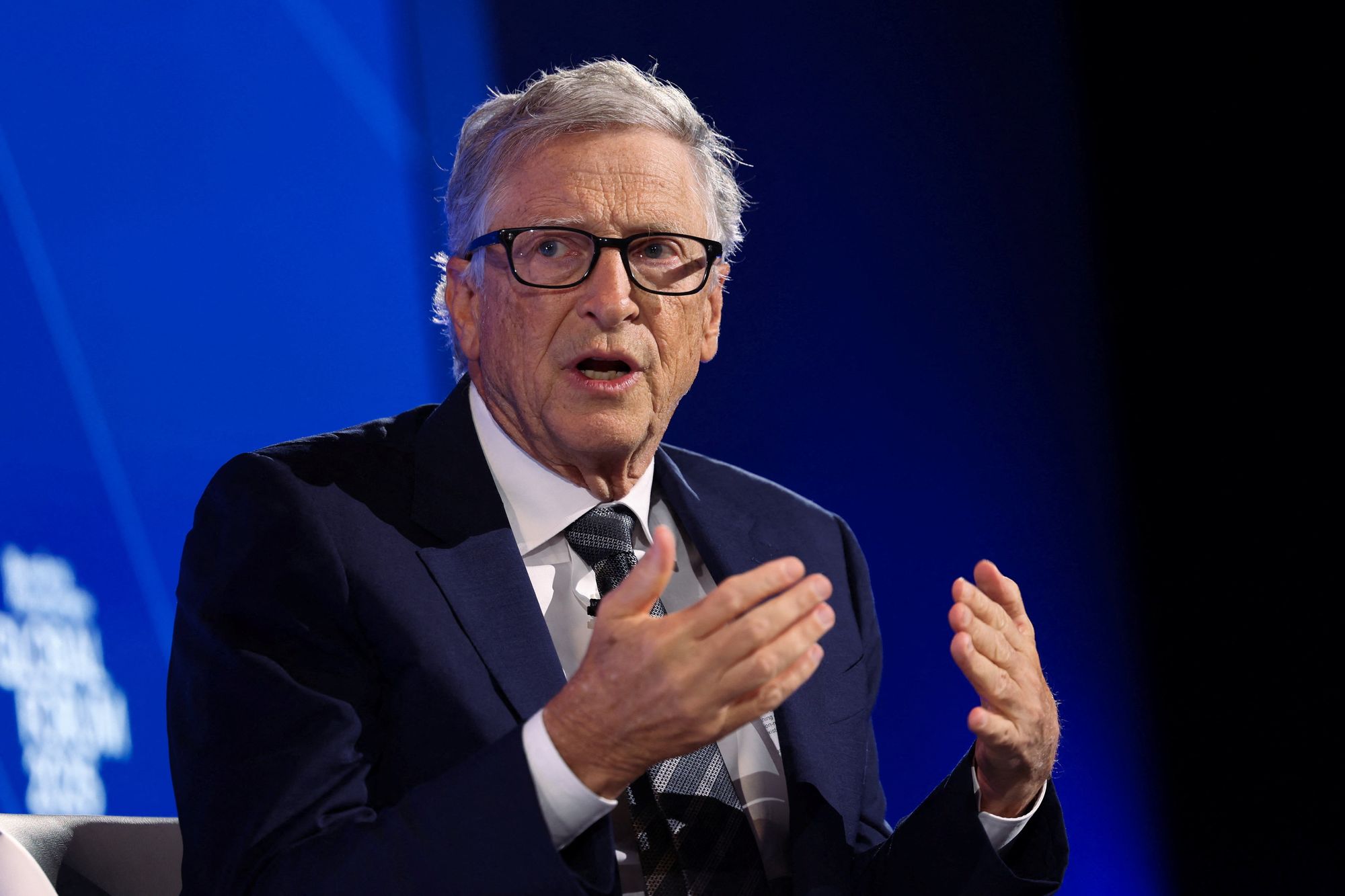 – Hvis man vil at teknologiselskapene skal vokse, må man ikke være hard mot Europa med tollsatser, mener Bill Gates. Bildet er fra han deltok på et filantropi-forum sist høst.