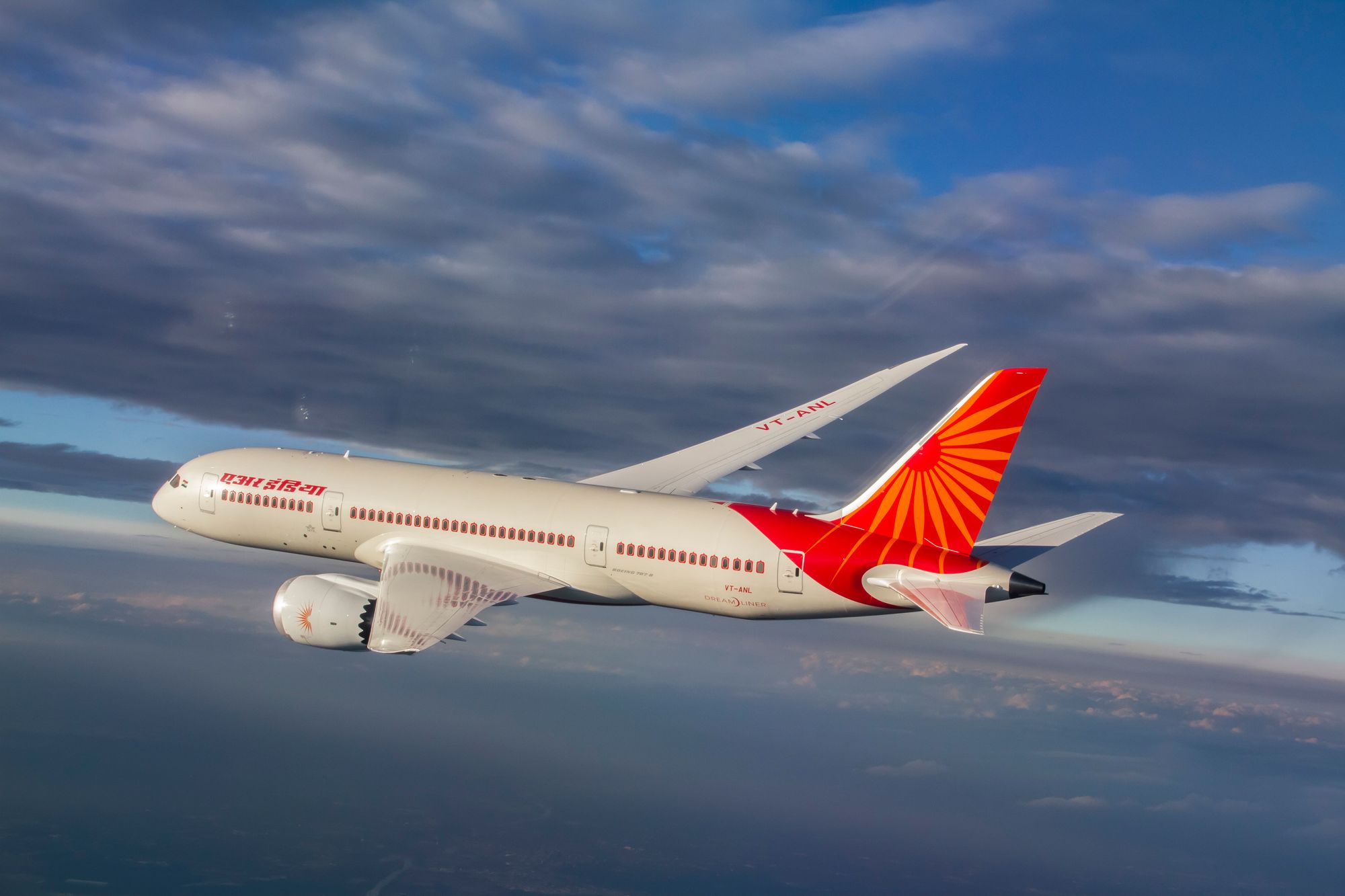 Det er et søsterfly av dette Boeing 787-8 Dreamliner-flyet tilhørende Air India som nå er satt på bakken etter at en pilot meldte om en potensielt alvorlig defekt.