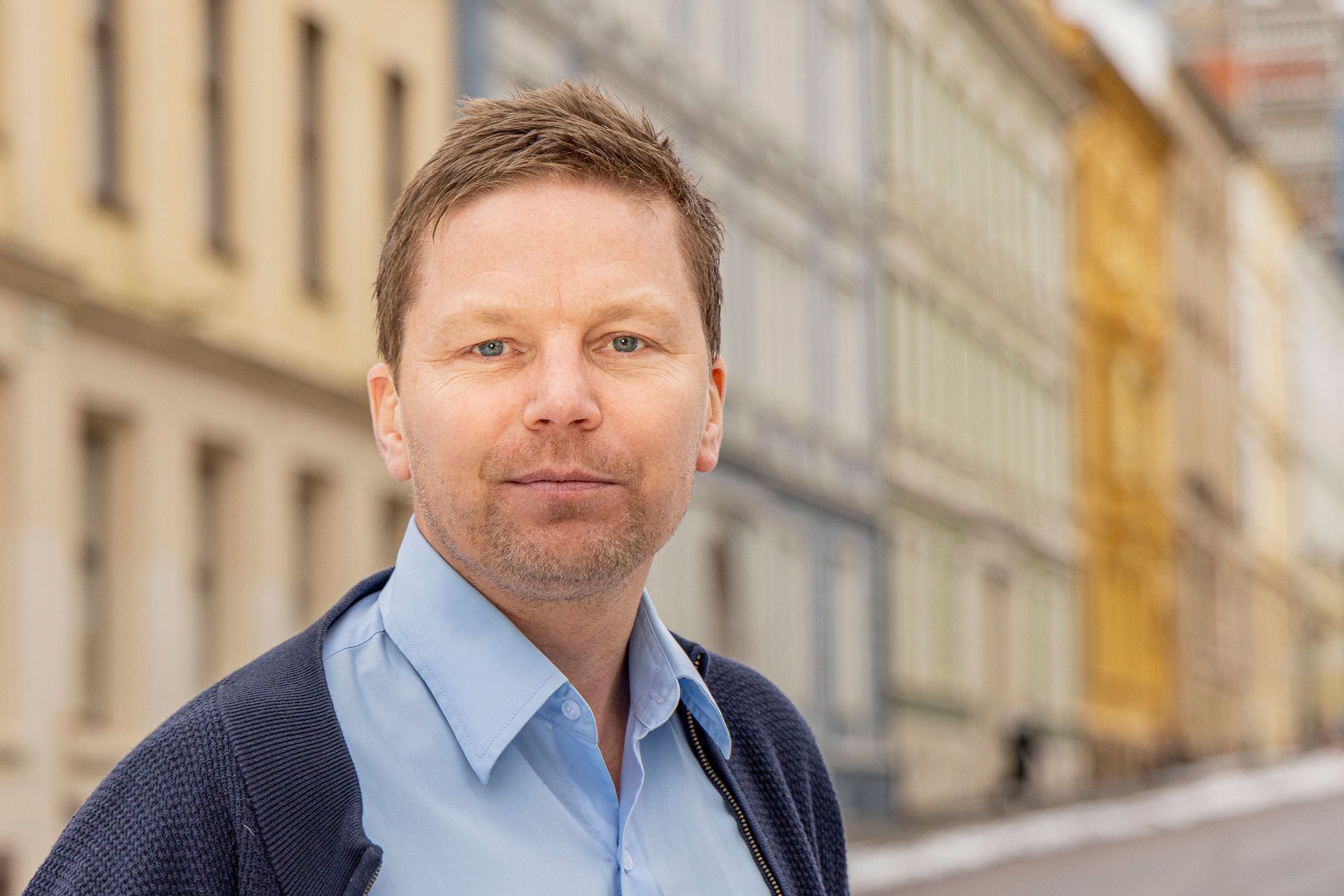 Geopolitiske hensyn gjør at virksomheter nå søker mer kontroll over egne data, mener Mikkel Berg Vars, som er ny administrerende direktør i Redpill Linpro Cloudops.