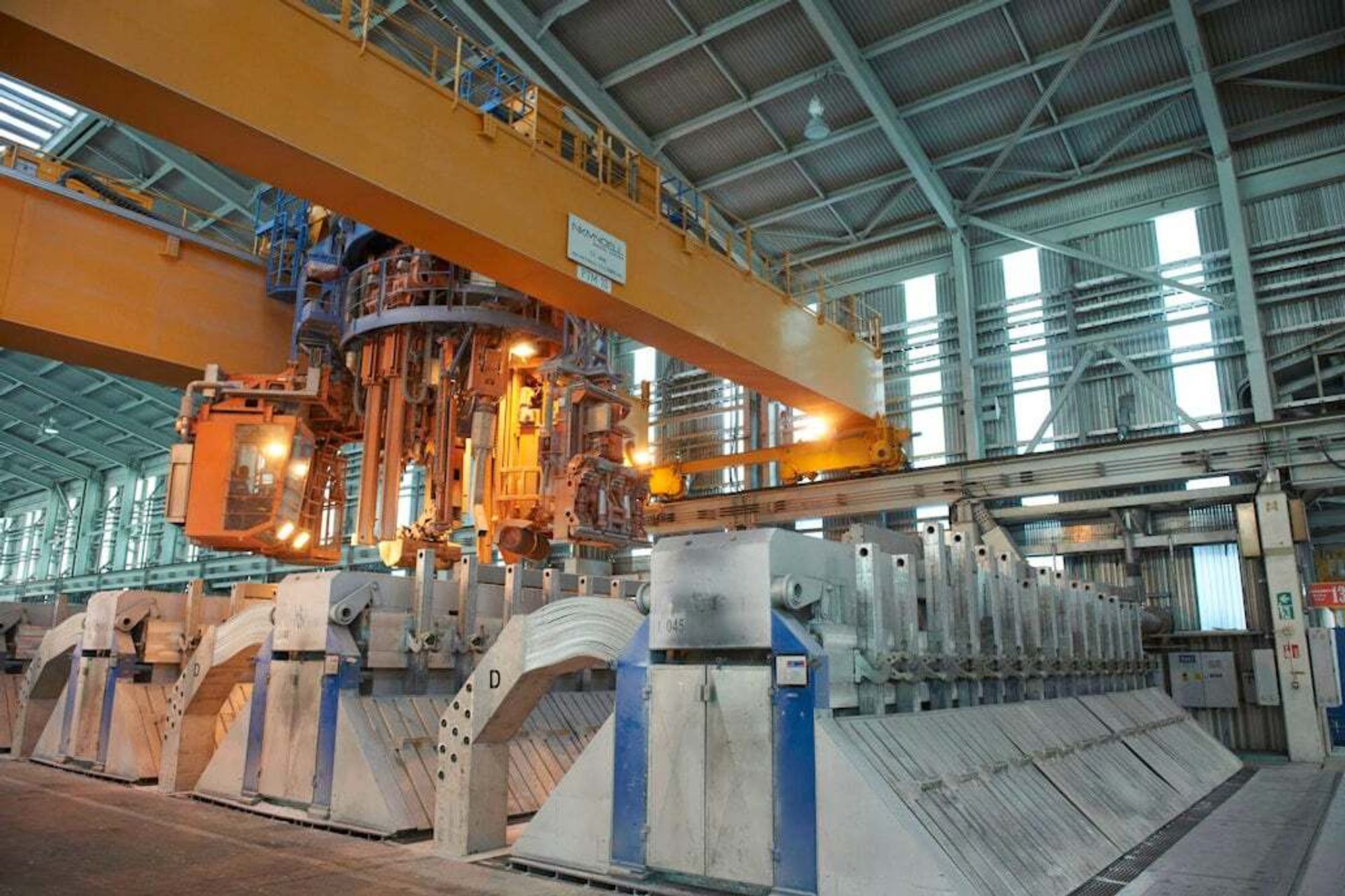 Elektrolysehall i aluminiumsverket Qatalum i Qatar. (Foto: Halvor Molland/Hydro)