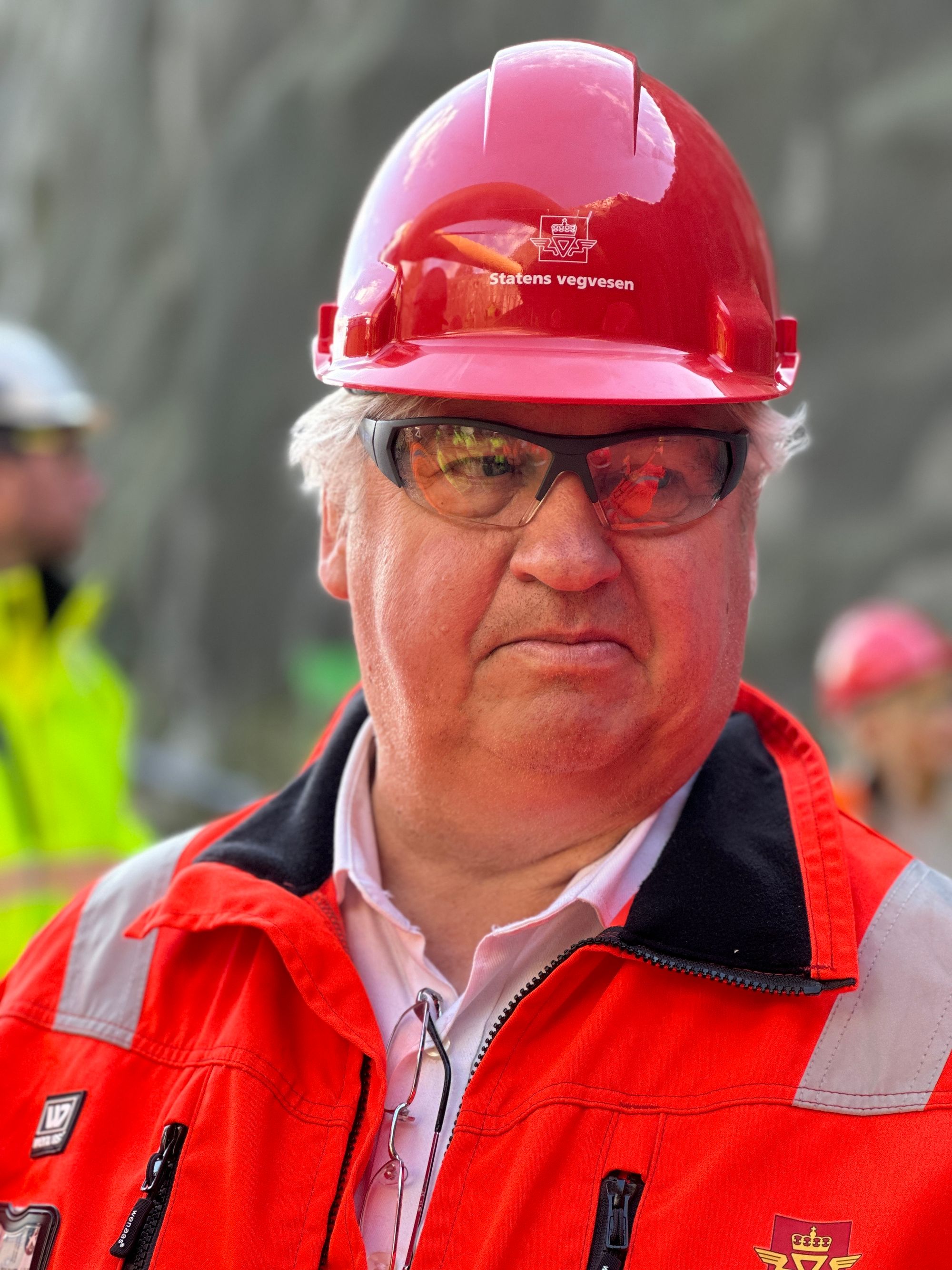 Elementer på Ramfjordbrua på ny E8 i Troms løftes på plass i september i fjor.