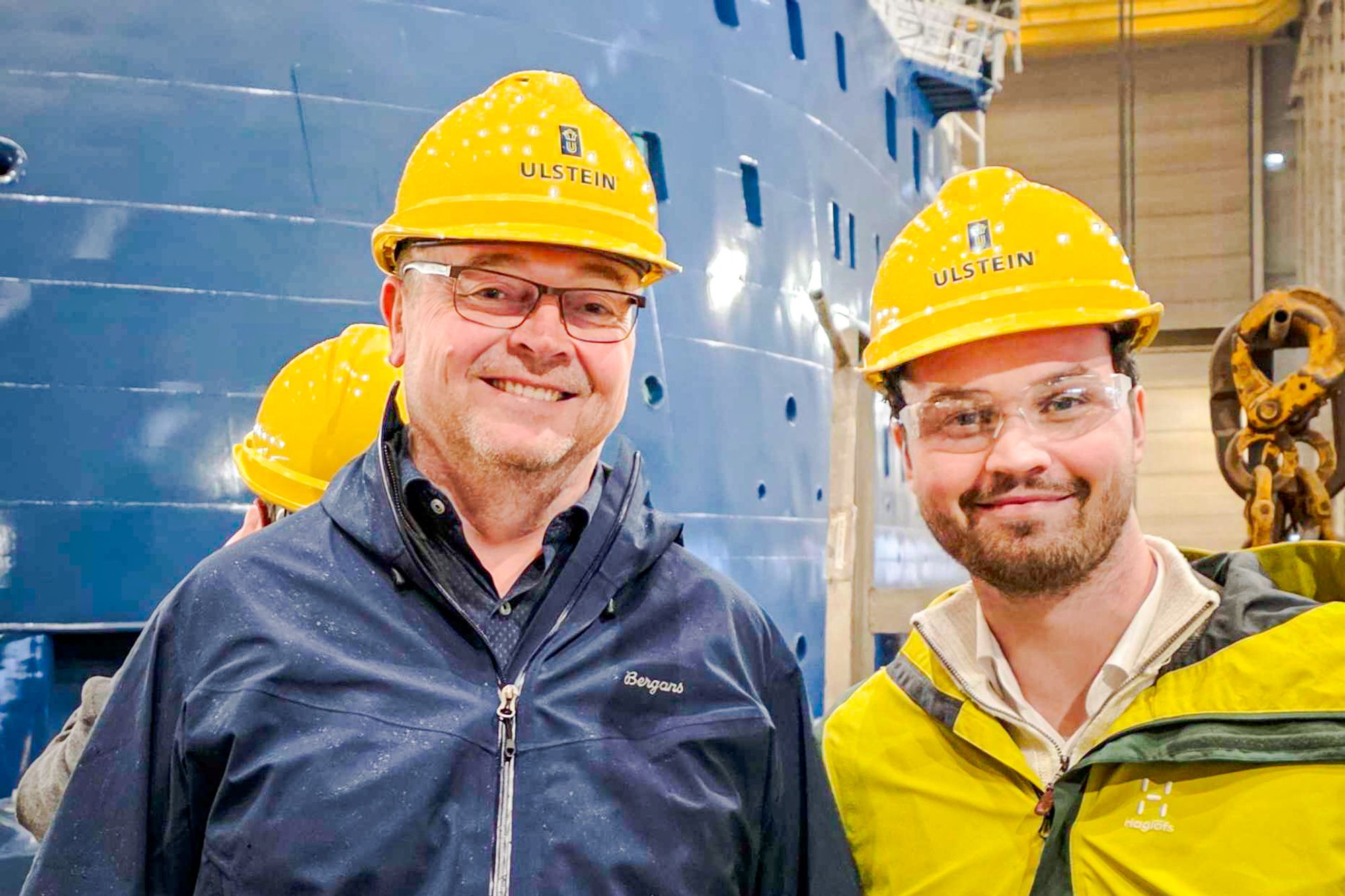 Daglig leder Jørn Klungsøyr (t.v.) og kollega Johannes Sundgot på omvisning hos Ulstein. Programvareselskapet har mange maritime kunder. Nå går startskuddet for en satsing i Nord-Amerika.