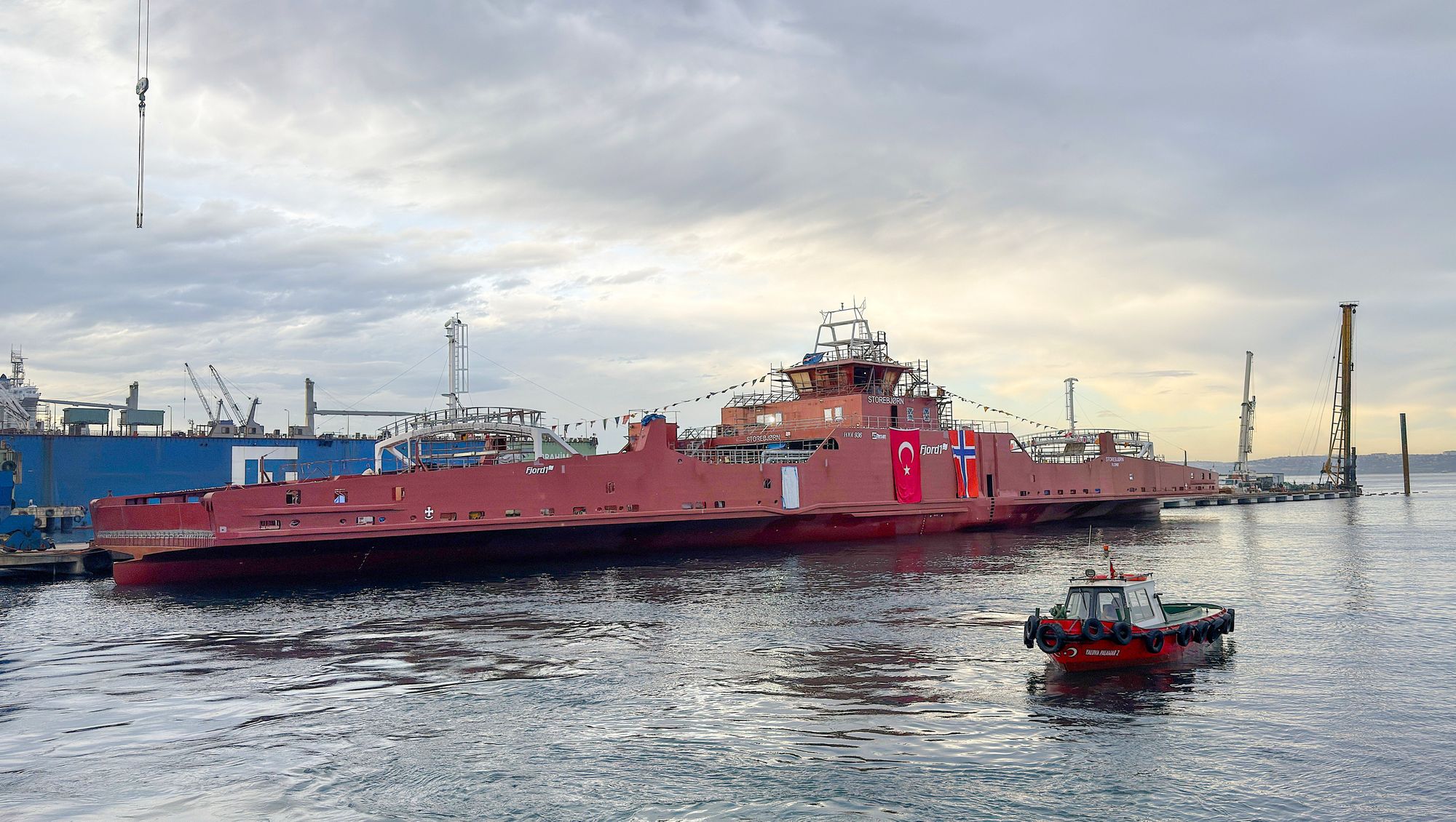 HAV Group har designet fergene til Fjord1 og skal levere elektriske og autonome system og funksjoner. Fergene skal inn på E39 Lavik-Oppedal i september 2026.