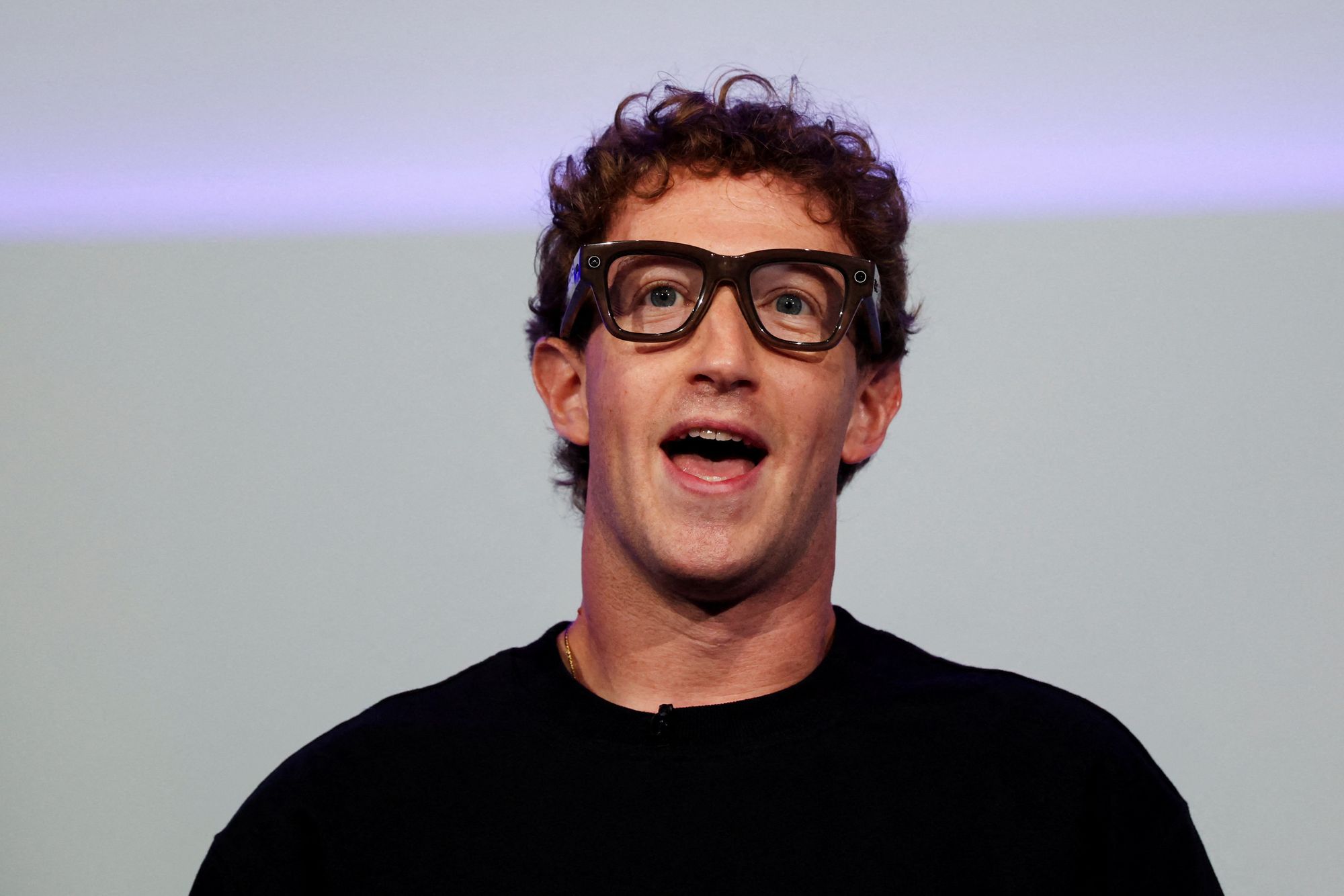 Mark Zuckerberg utvikler en eget digital assistent, som skal effektivisere styringen hans av Meta.