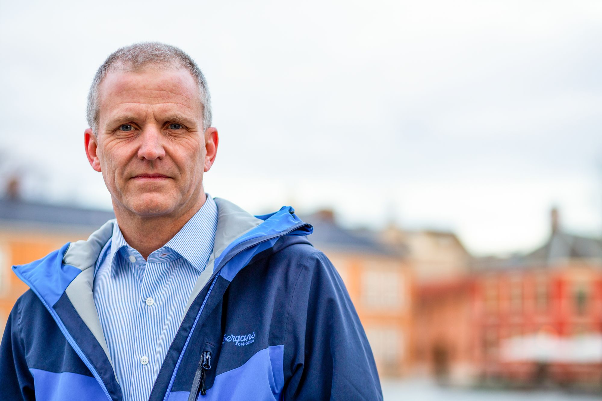 Teknologidirektør i Helse Midt-Norge, Bjørn Jonny Villa, viser til at flere av verdens ledende sykehus bruker Epic som IT-leverandør, og mener dette tyder på at løsningen ikke er så dårlig som kritikken kan gi inntrykk av.