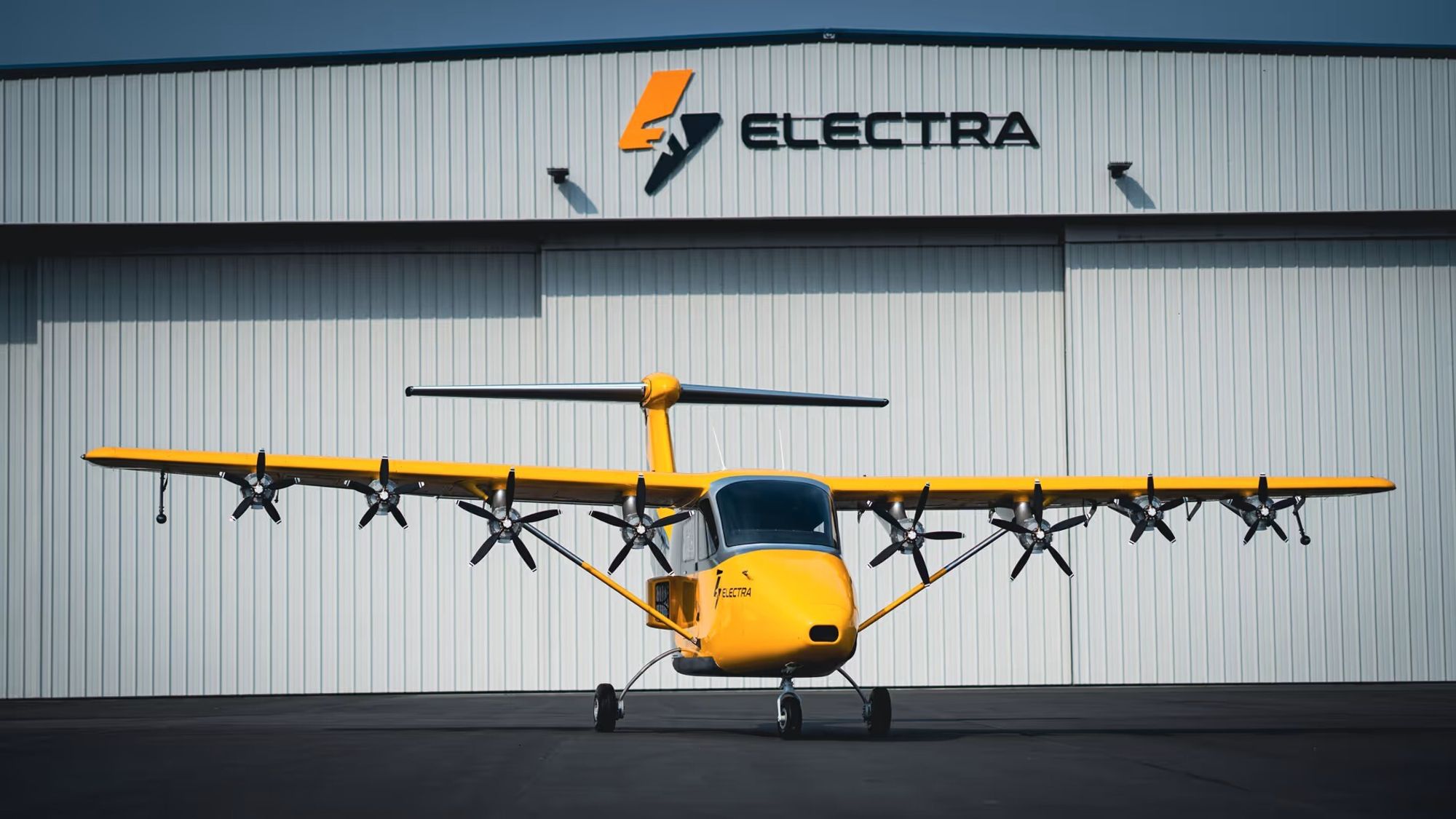 Dette flyet skal brukes i tester i Norge. Det heter Electra EL2 Goldfinch og kan ta av og lande på svært korte flater.