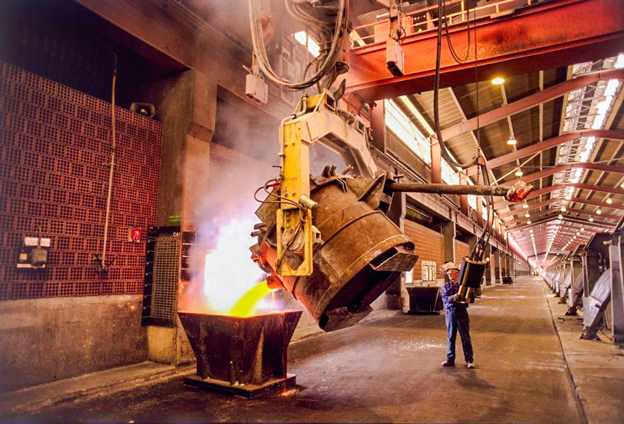 Hydro Aluminium er Norges største strømforbruker. Paretos fornybardirektør tror ikke de kan konkurrere med betalingsviljen til de store tech-gigantene som vil bygge datasentre i Norge.