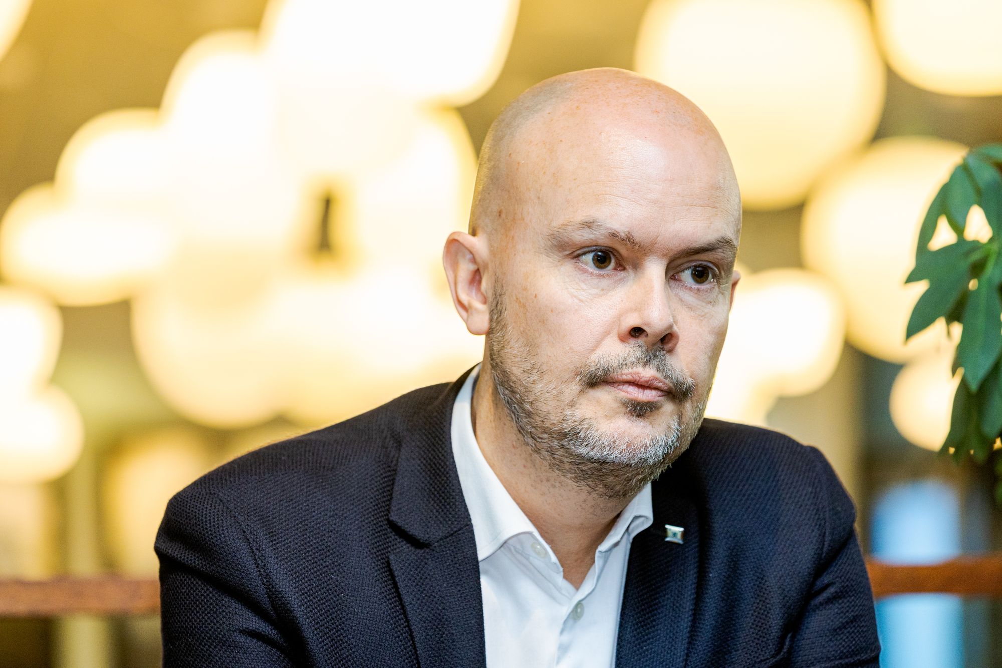 Nkom-direktør John-Eivind Velure benyttet anledningen til å påpeke at både myndigheter og ekom-aktører må gjøre mer, da han la fram tall som viser en kraftig nedgang i mobilinvesteringer de siste årene.