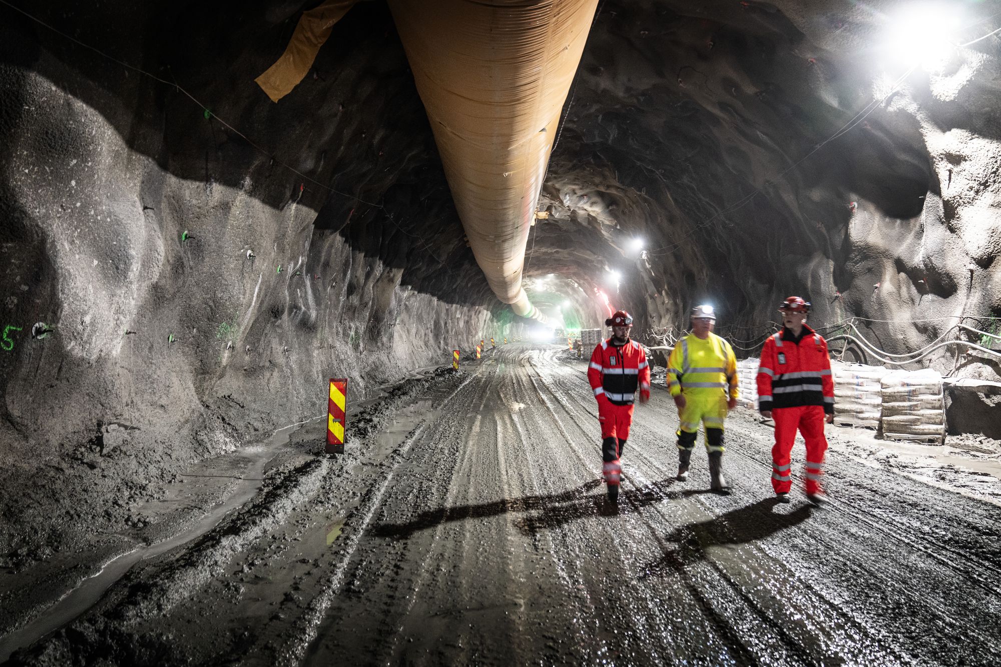 E134 Røldal-Seljestad, østre tunnelpåhogg. Maskin Metrostav. Tunnellrigg.