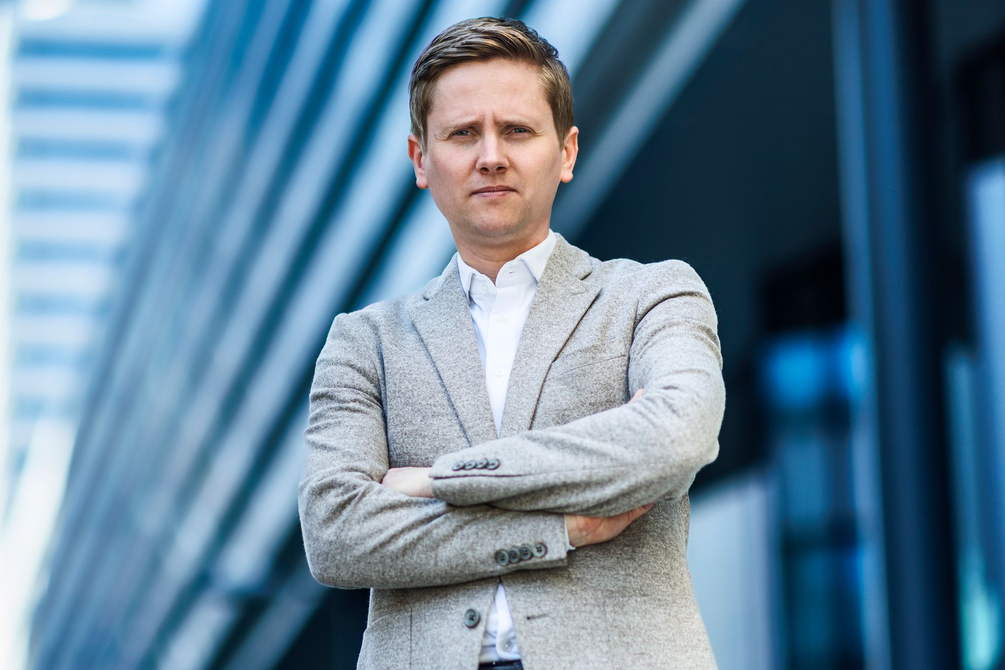 Hans Christian Holte advarte om norsk KI-sårbarhet under Digitaliseringskonferansen.