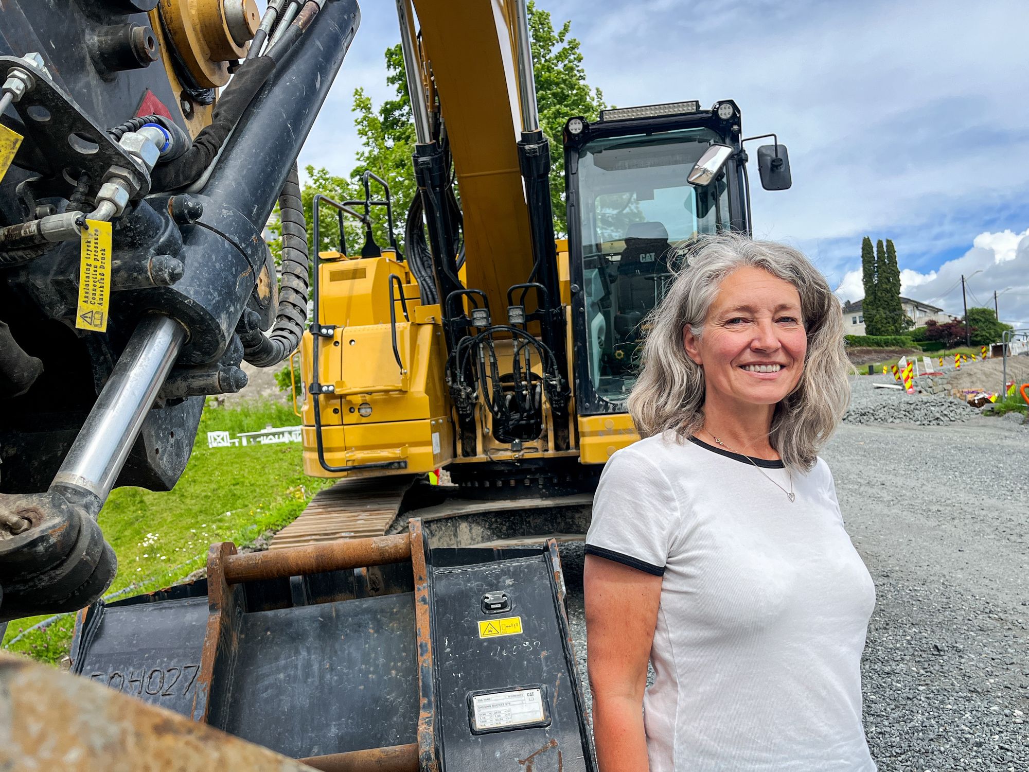 Mennesker som skal inn på områder med viktig infrastruktur blir bakgrunnssjekket og sikkerhetsklarert. – Men vi gjør ikke det samme på maskiner, sier Tone Lindberg Grøstad i Maskingrossistenes Forening.