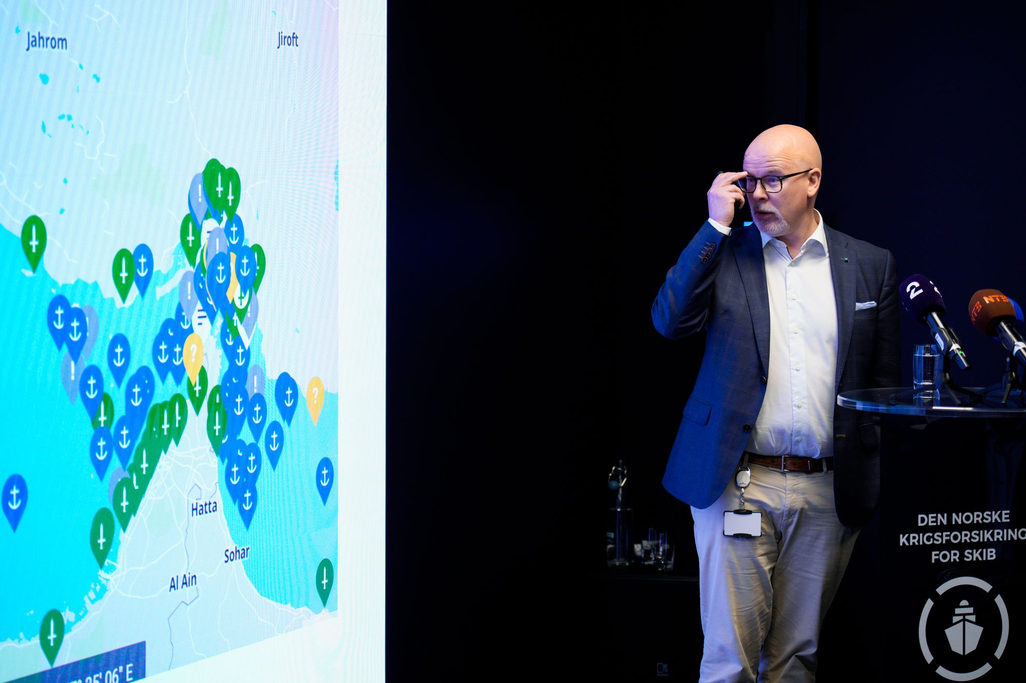 Audun Halvorsen under en pressekonferanse om status og utviklingen i Hormuzstredet. 