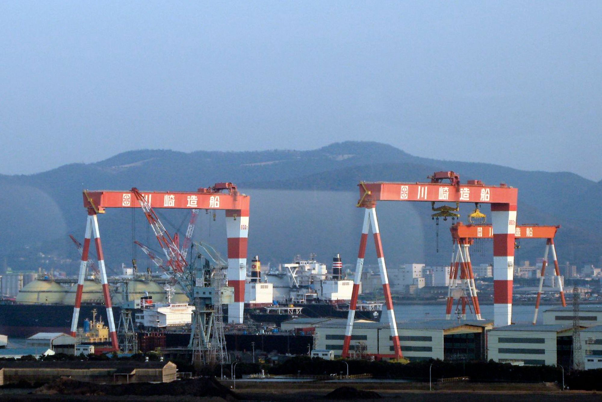 Kawasakis Sakaide-skipsverft ligger på øya Shikoku i Japan og bygger store industrielle skip.