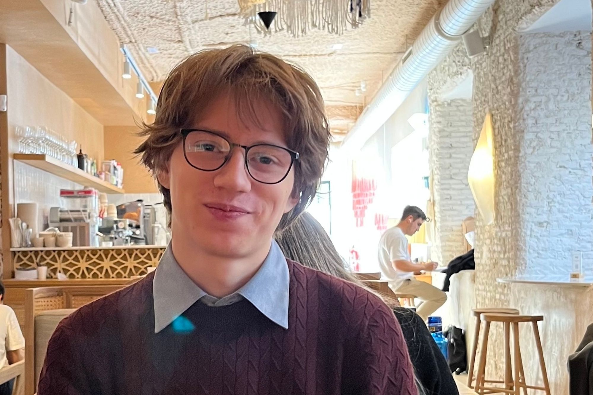 Før studiene skal Kasper Sebastian Skattør (18) fortsatt nyte litt mer tid på togferie.