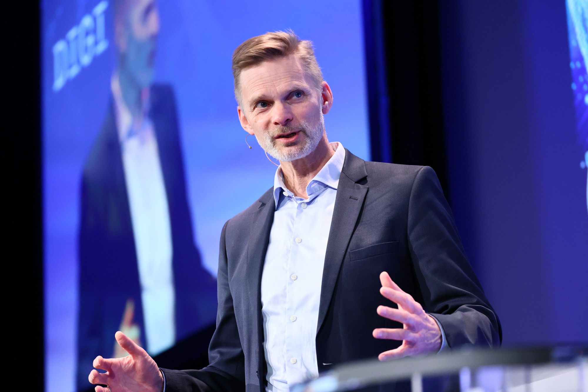 Øyvind Husby er administrerende direktør i Tek Norge, og har brukt sommeren på å kjøre motorsykkel, bobil, sykkel og båt i norden.